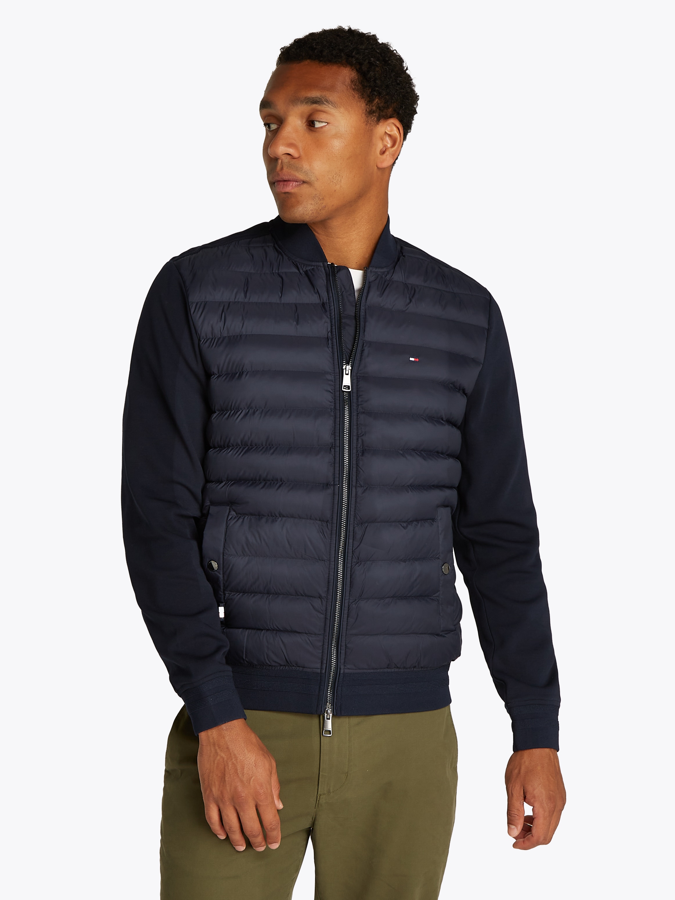 Tommy Hilfiger Sweatjacke »MIX MEDIA BOMBER«, mit gesteppten Einsatz