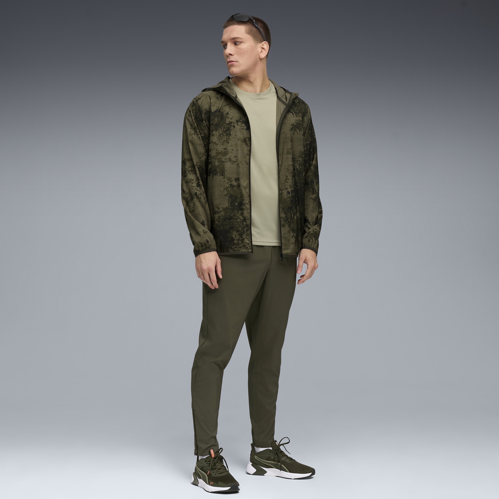 PUMA Trainingsjacke »TAD ESSENTIALS AOP Gewebte Jacke Herren«