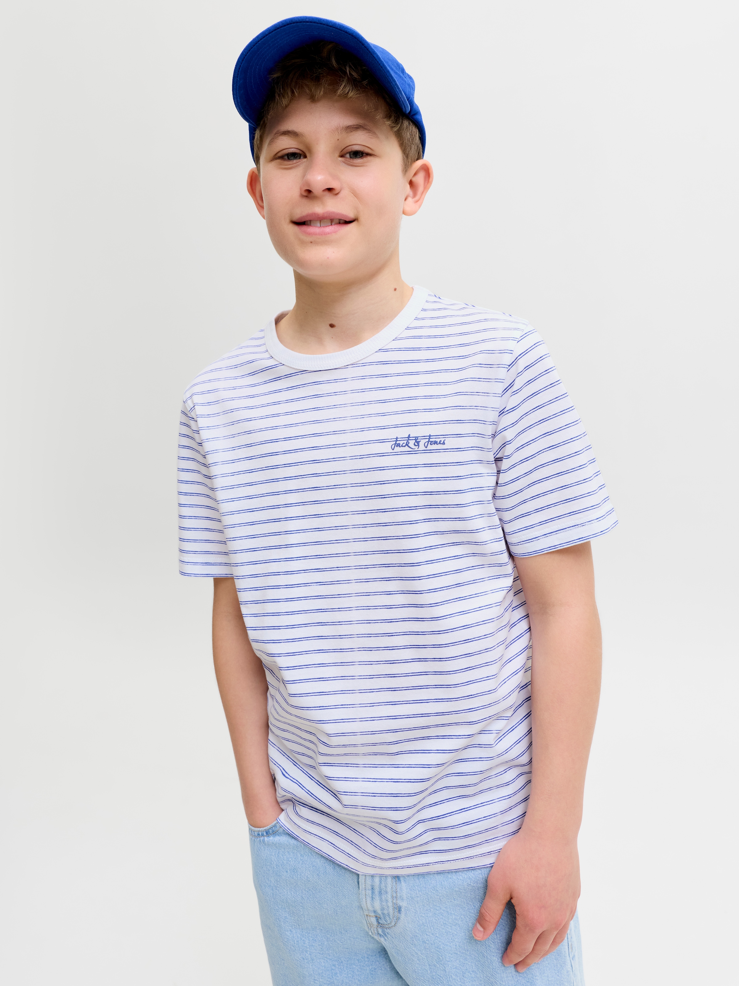Jack & Jones Junior T-Shirt »JJDEVIN DAYTONA STRIPED TEE SS CN JNR« mit dezenter Logostickerei