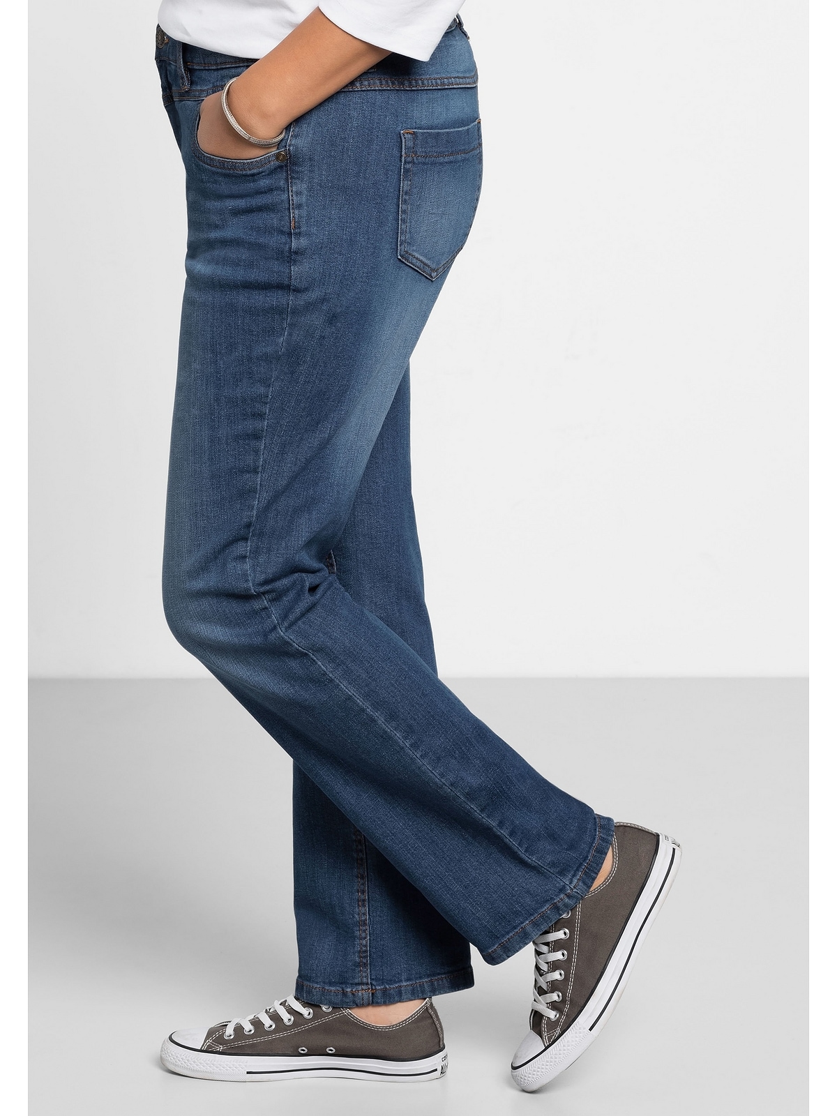 Sheego Stretch-Jeans »Große Größen«, »Die Gerade« mit Used-Effekten