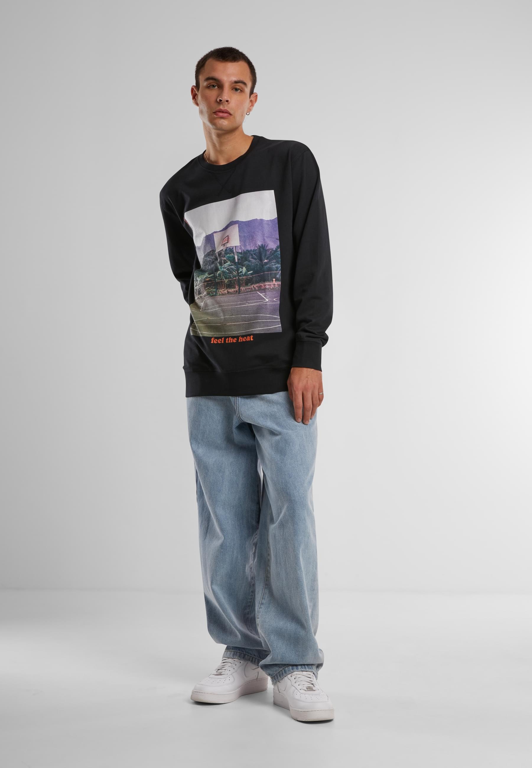 MisterTee Rundhalspullover »MisterTee Herren Feel the Heat Crewneck«, (1 tlg.)