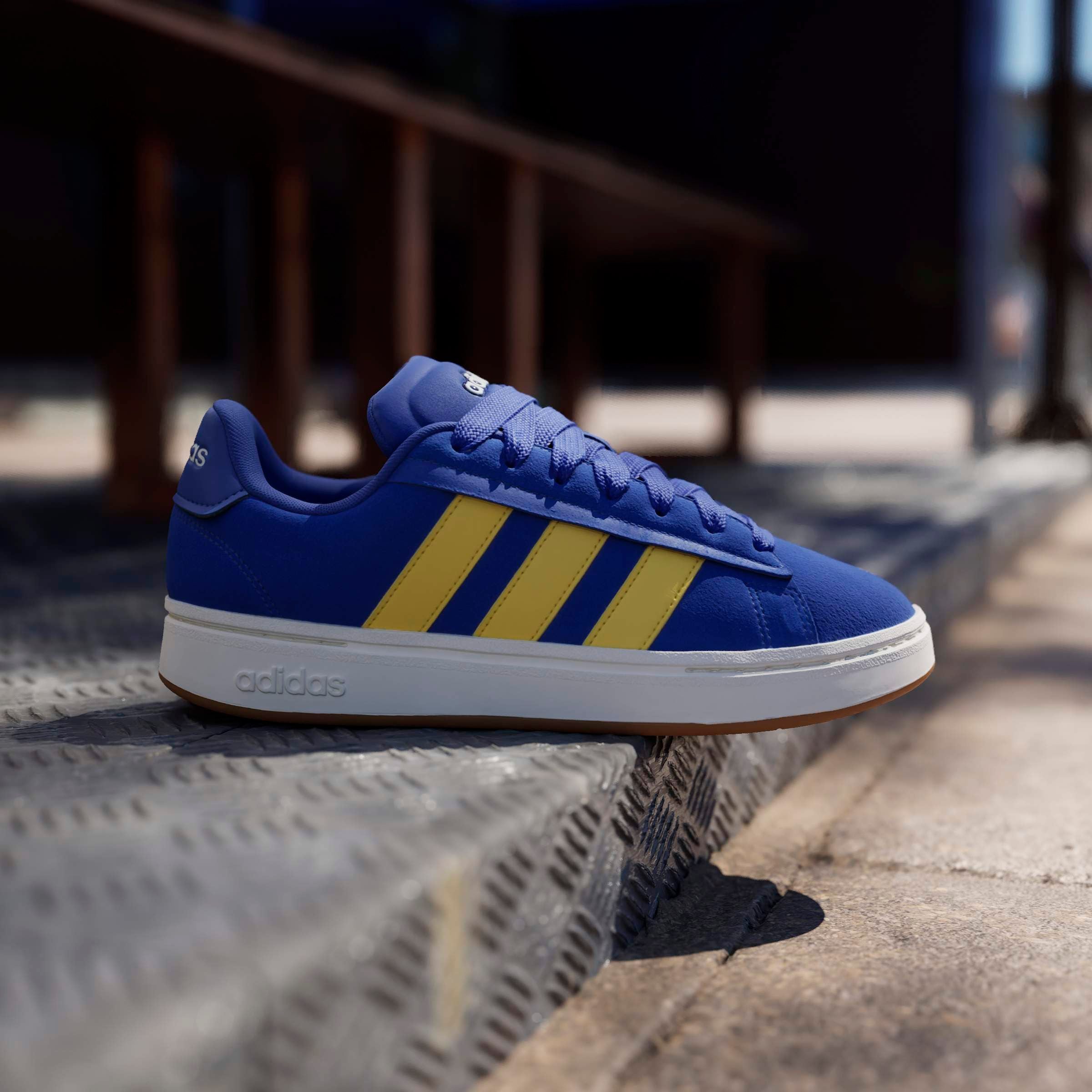 adidas Sportswear Sneaker »GRAND COURT ALPHA«, Design inspiriert vom adidas Campus 00