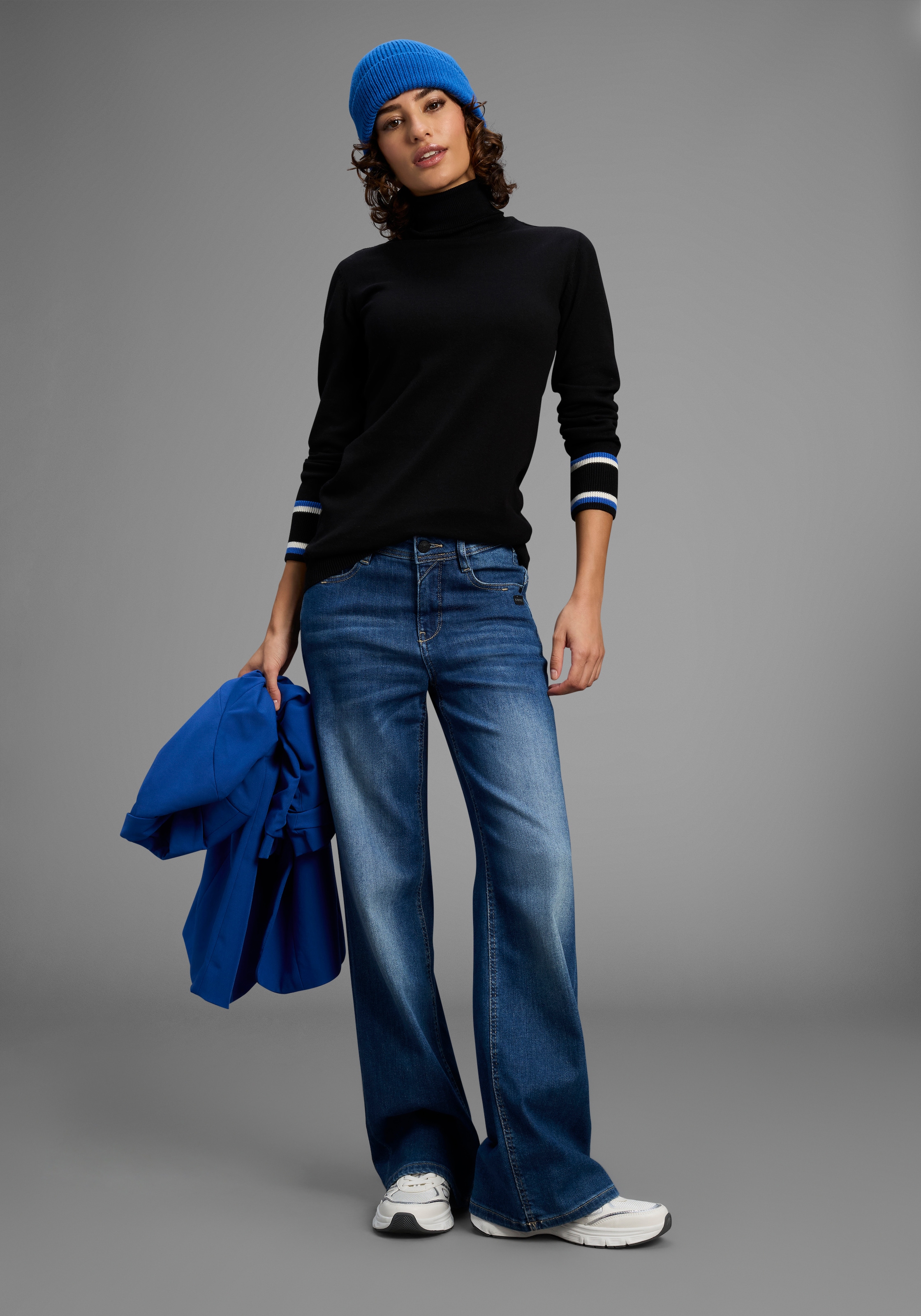 AJC Rollkragenpullover Feinstrick mit trendy Kontraststreifen