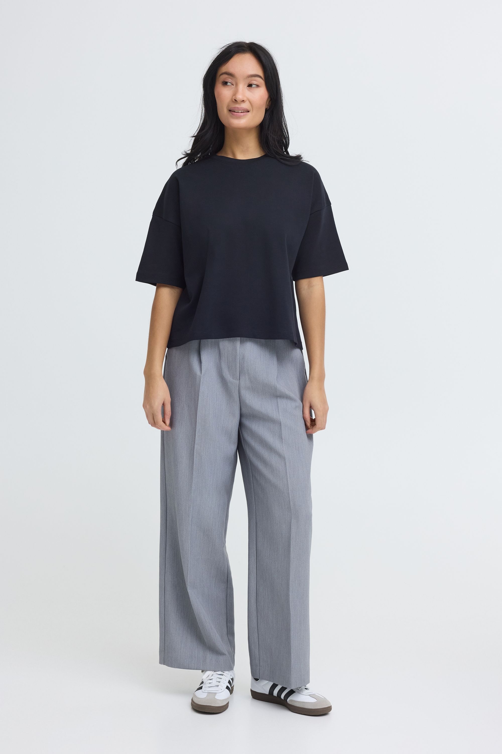 OXMO Sandy Crop Boxy Crew Neck Shirt Gray / S 4