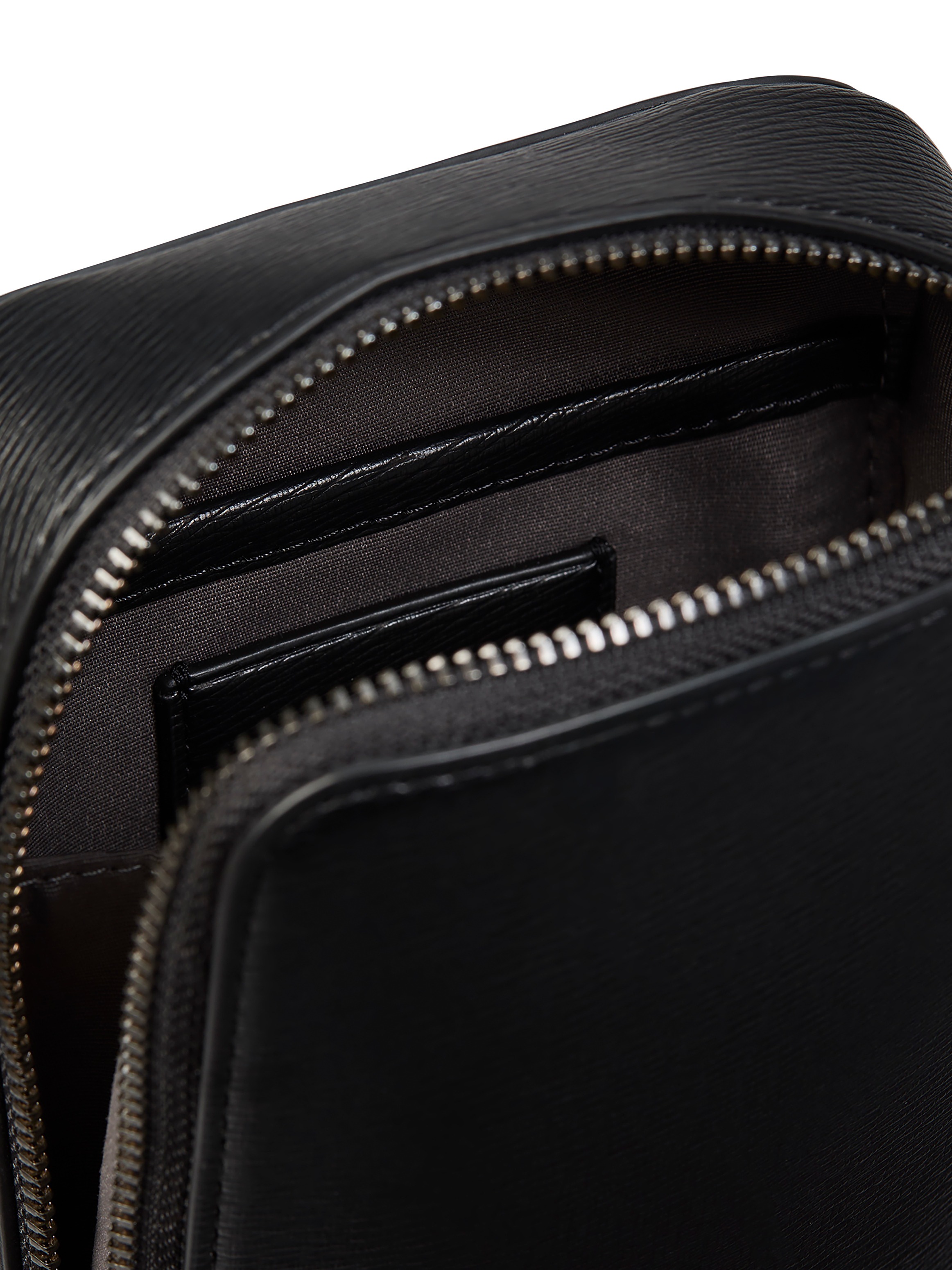 Calvin Klein Umhängetasche »EMBLEM HW PHONE CROSSBODY« Minibag, kleine Umhängetasche, Crossbody Bag mit Reißverschluss