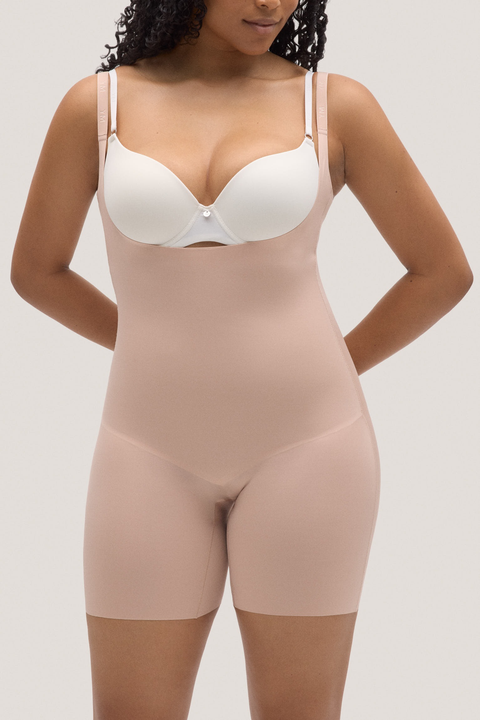 YSABEL MORA Damen Body, beige, Gr. S, Obermaterial: 68% Polyamid, 32% Elasthan, Bodys