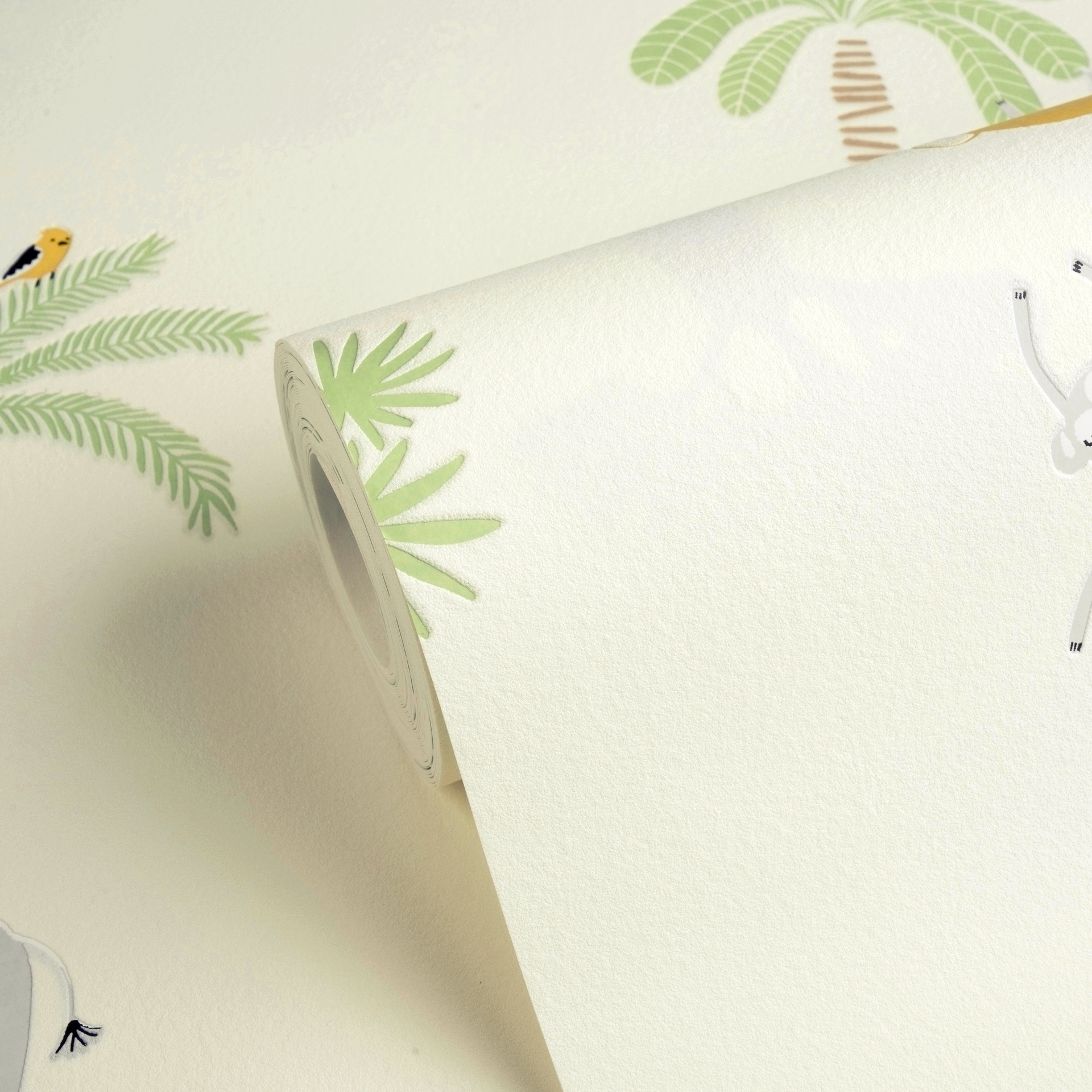living walls Vliestapete »Kids Studio Safari – Tier Vliestapete für Kinder« Motiv | grafisch | naturalistisch glatt Safari-Tiere mit Elefanten, Tigern und Palmen