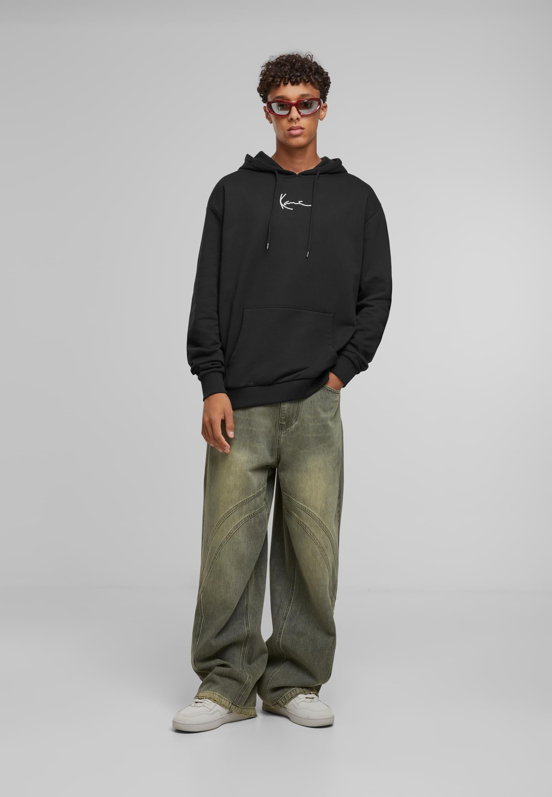 Karl Kani Kapuzensweatshirt »Karl Kani Small Signature Glow Logo Hoodie«, (1 tlg.)
