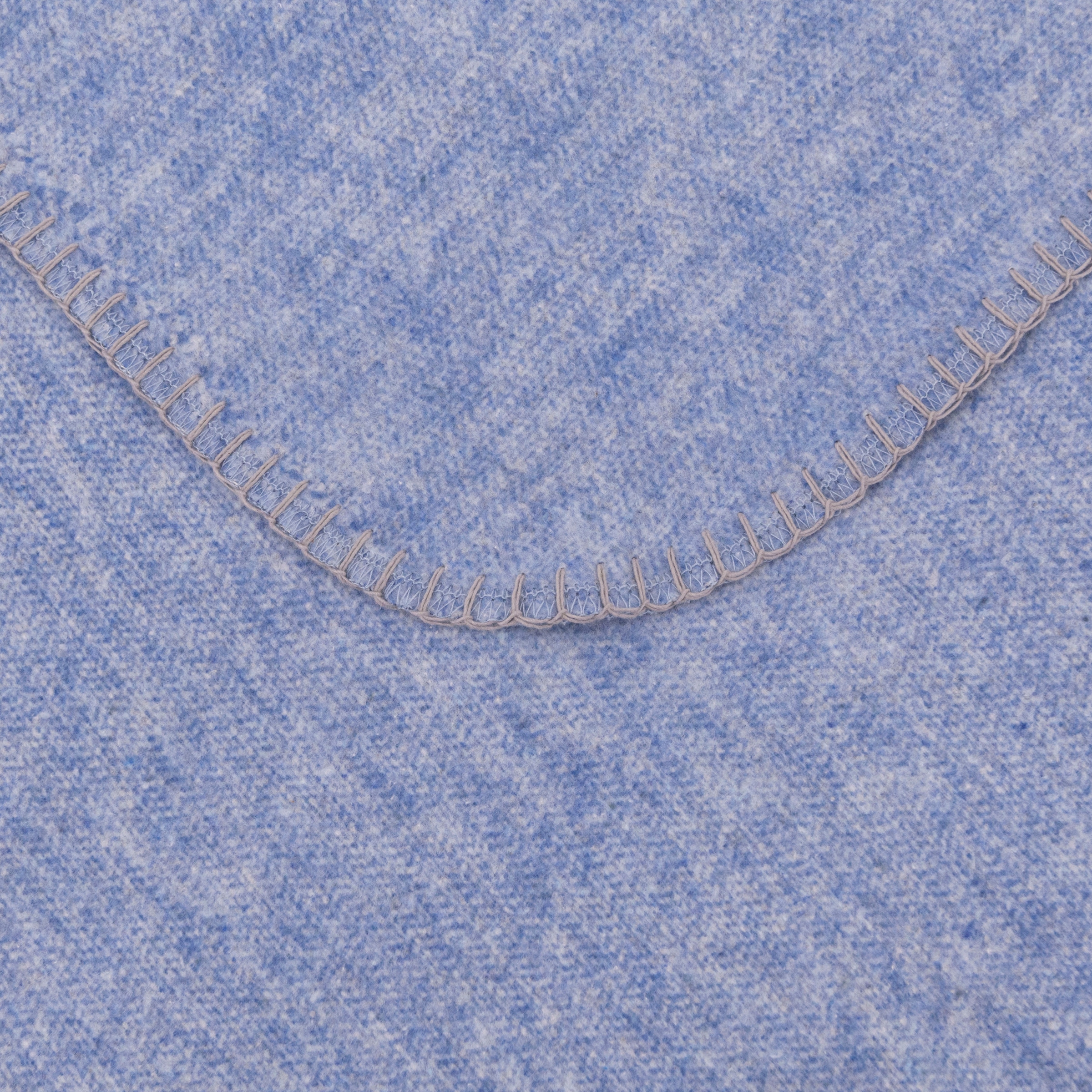 SETEX Wohndecke »Kuscheldecke«, mit Ziernaht in Melange-Optik, Kuscheldecke