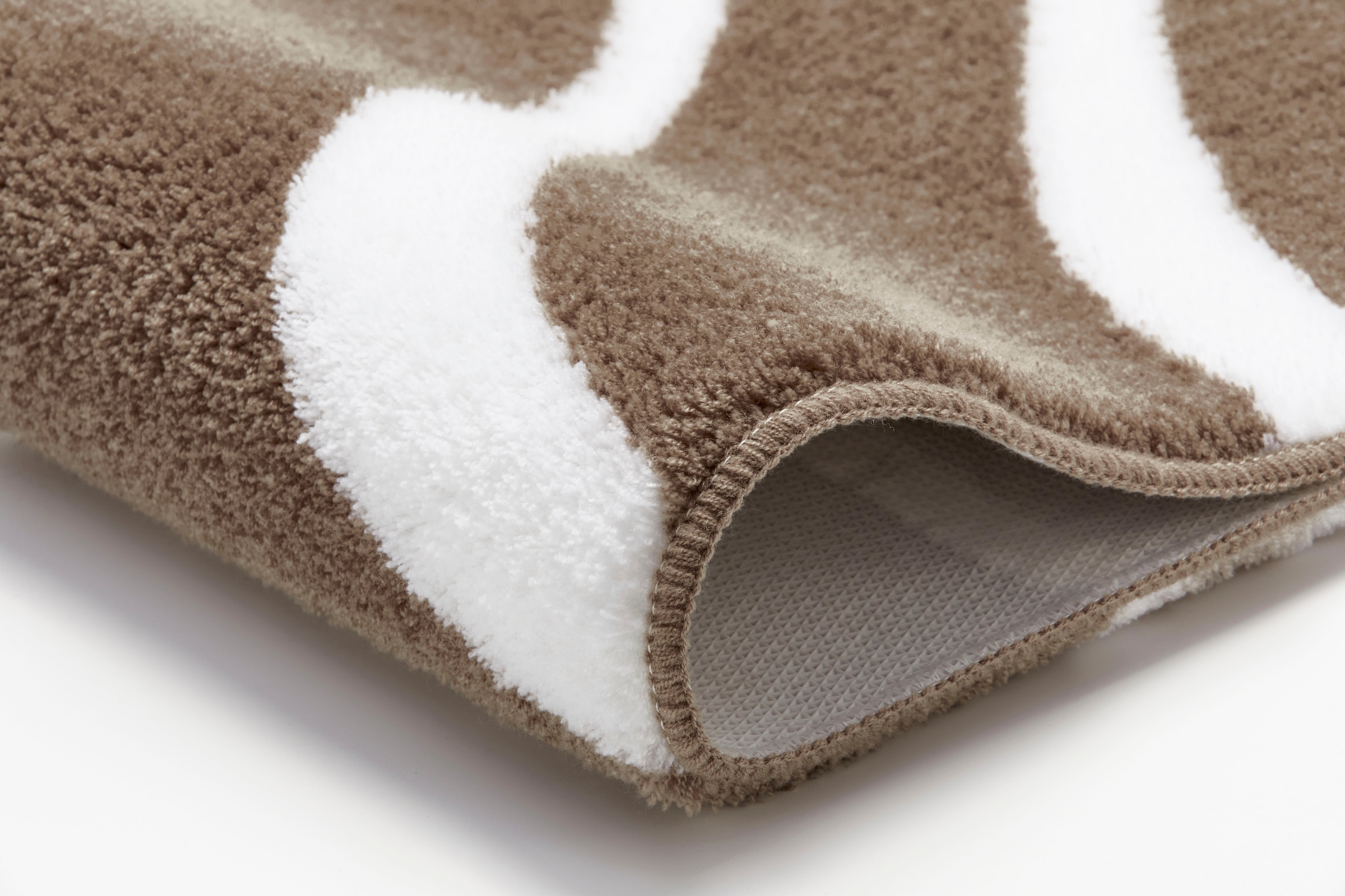 Kleine Wolke Badematte »Flame«, rutschhemmend beschichtet, fußbodenheizungsgeeignet, Badteppich, modernes Wellen Design