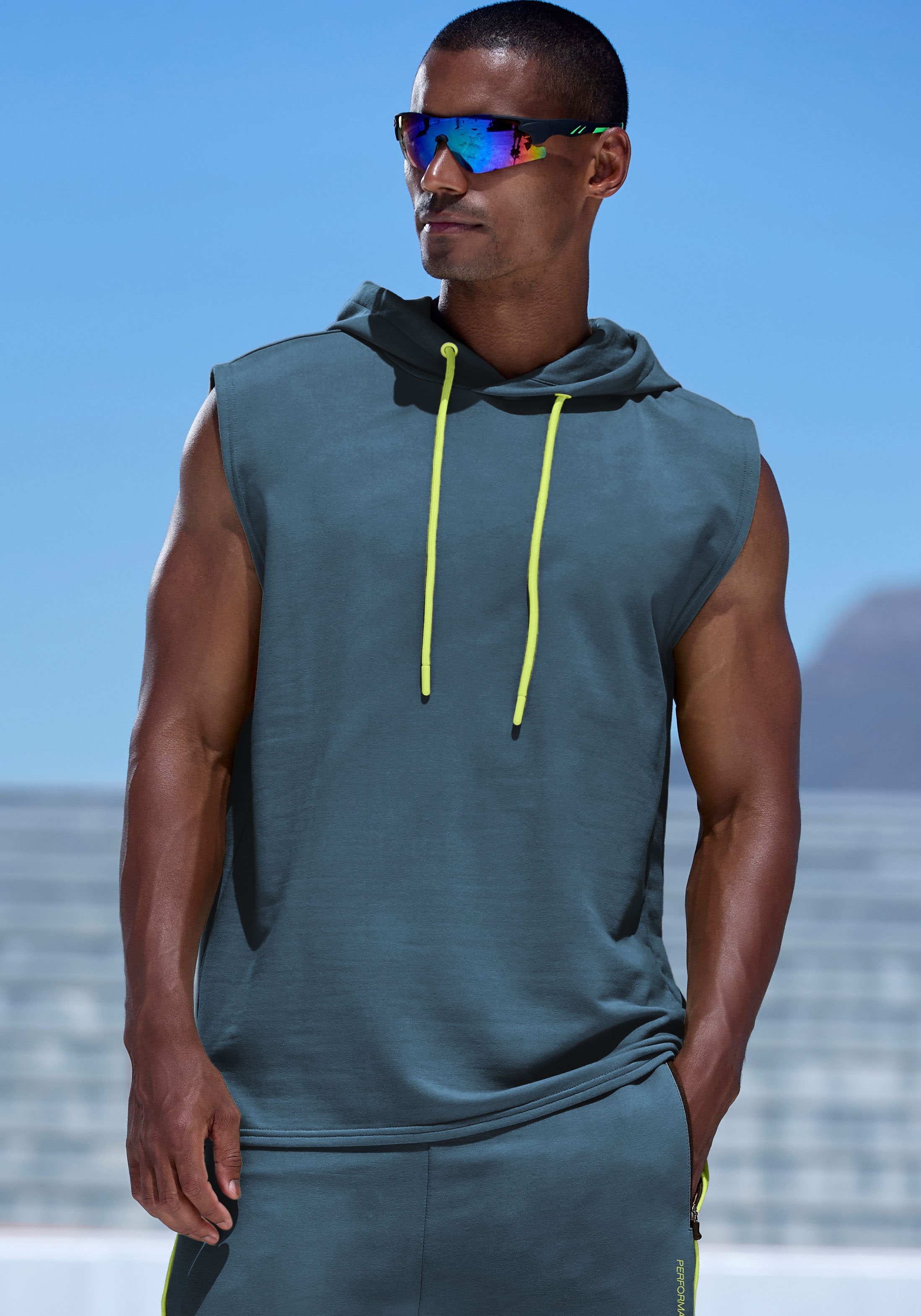 Le Jogger Performance Kapuzensweatshirt, ohne Ärmel und mit kontrastfarbene günstig online kaufen