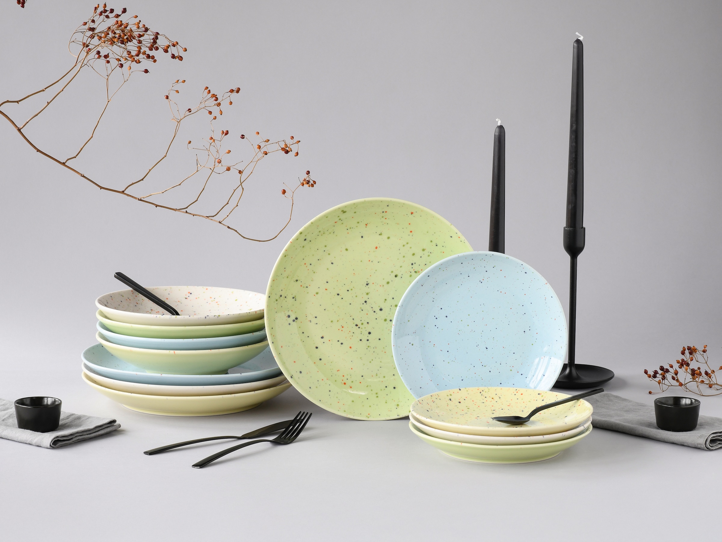 CreaTable Teller-Set »Confetti, Tellerset 12-tlg.«, (Set, 12 tlg.), Unregelmäßige bunte Punkte, Gute Laune Geschirr, Frisch, Freundlich