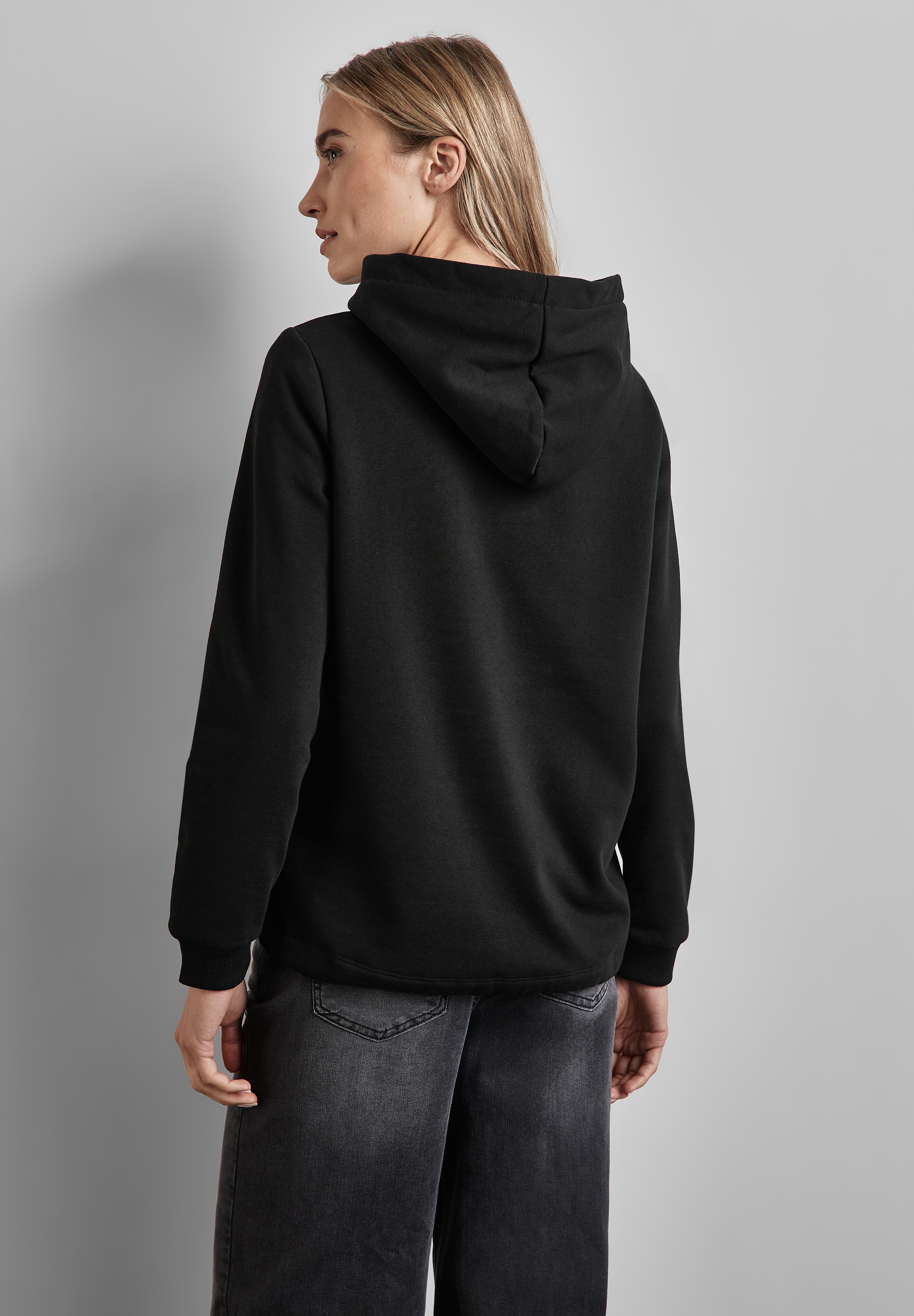 STREET ONE Hoodie, mit Tunnelzug am Saum