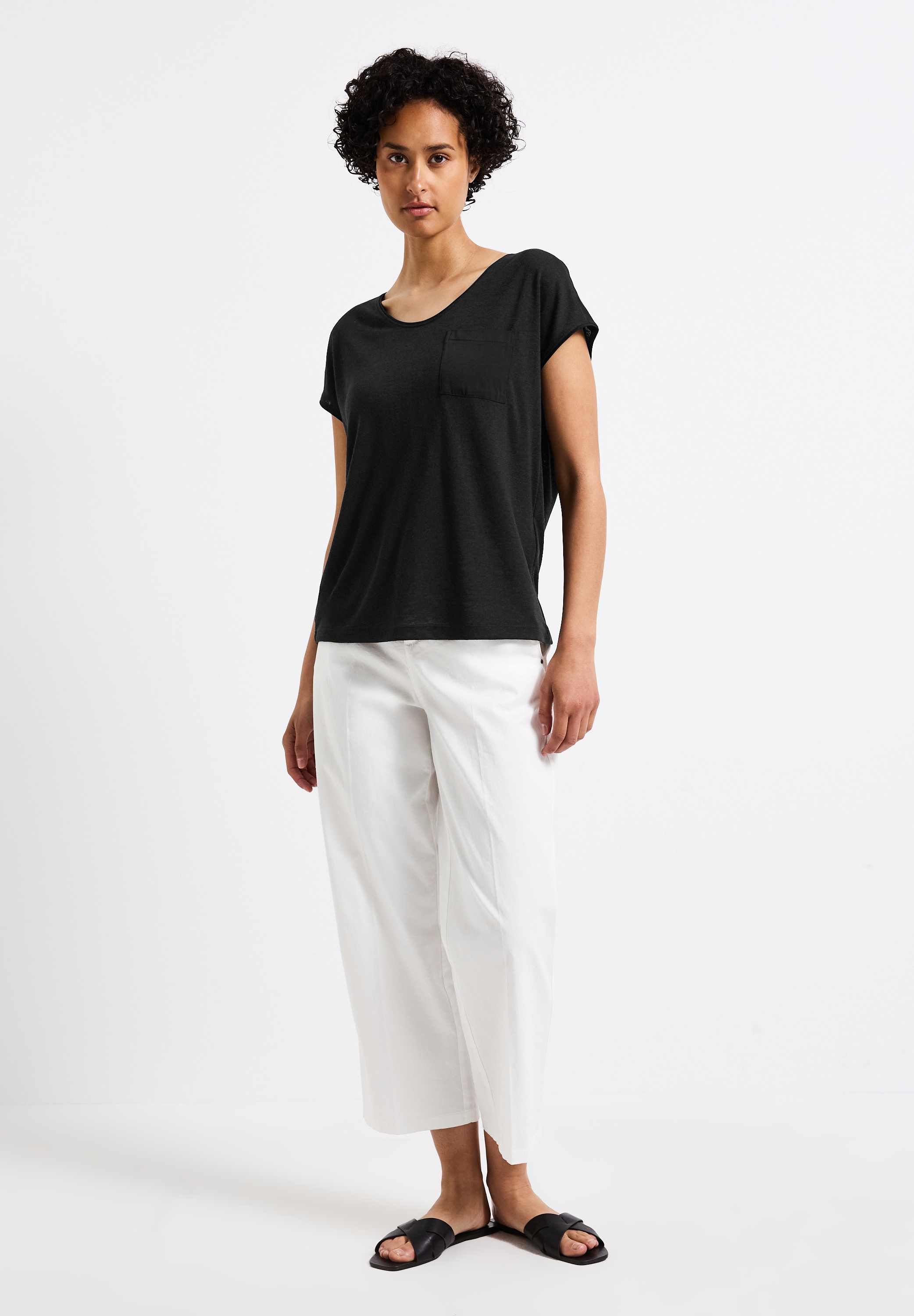 STREET ONE T-Shirt, mit abgerundetem V-Ausschnitt
