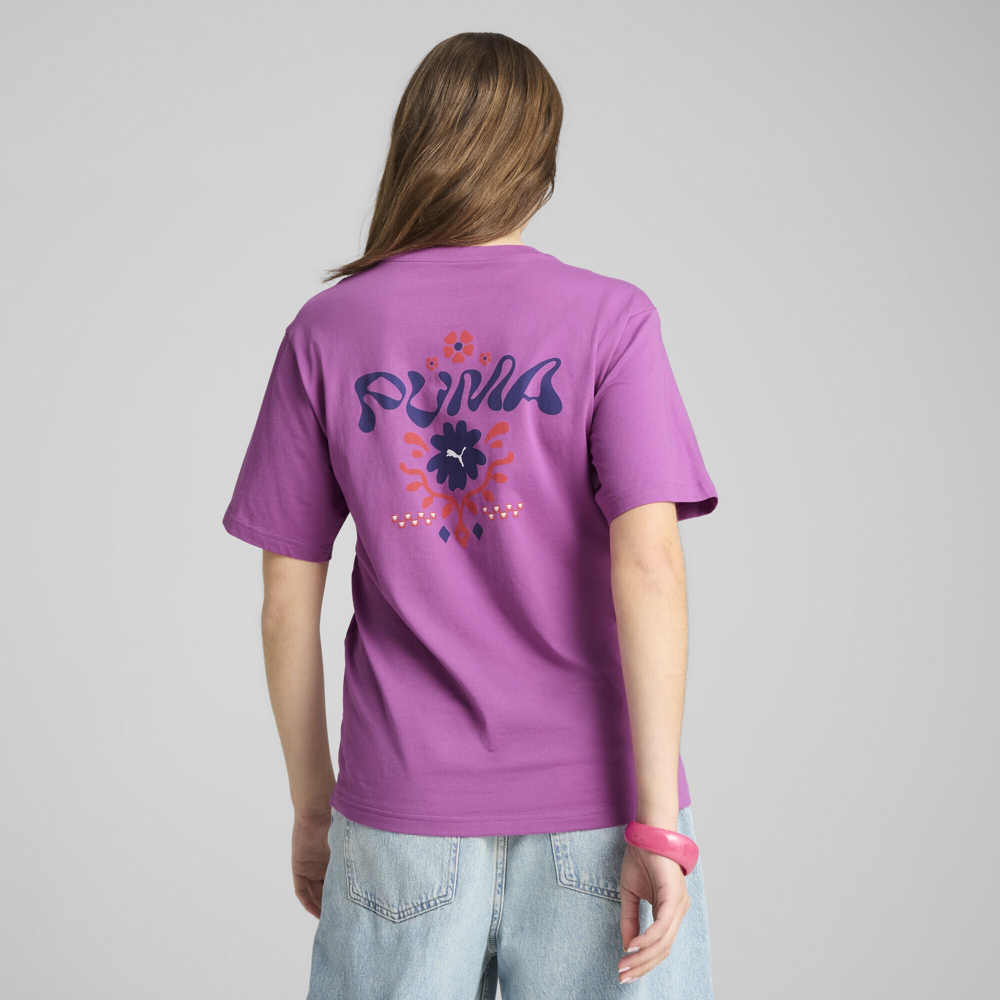 PUMA T-Shirt »ESS FLORAL PACK Relaxed Fit T-Shirt mit Grafik Damen«
