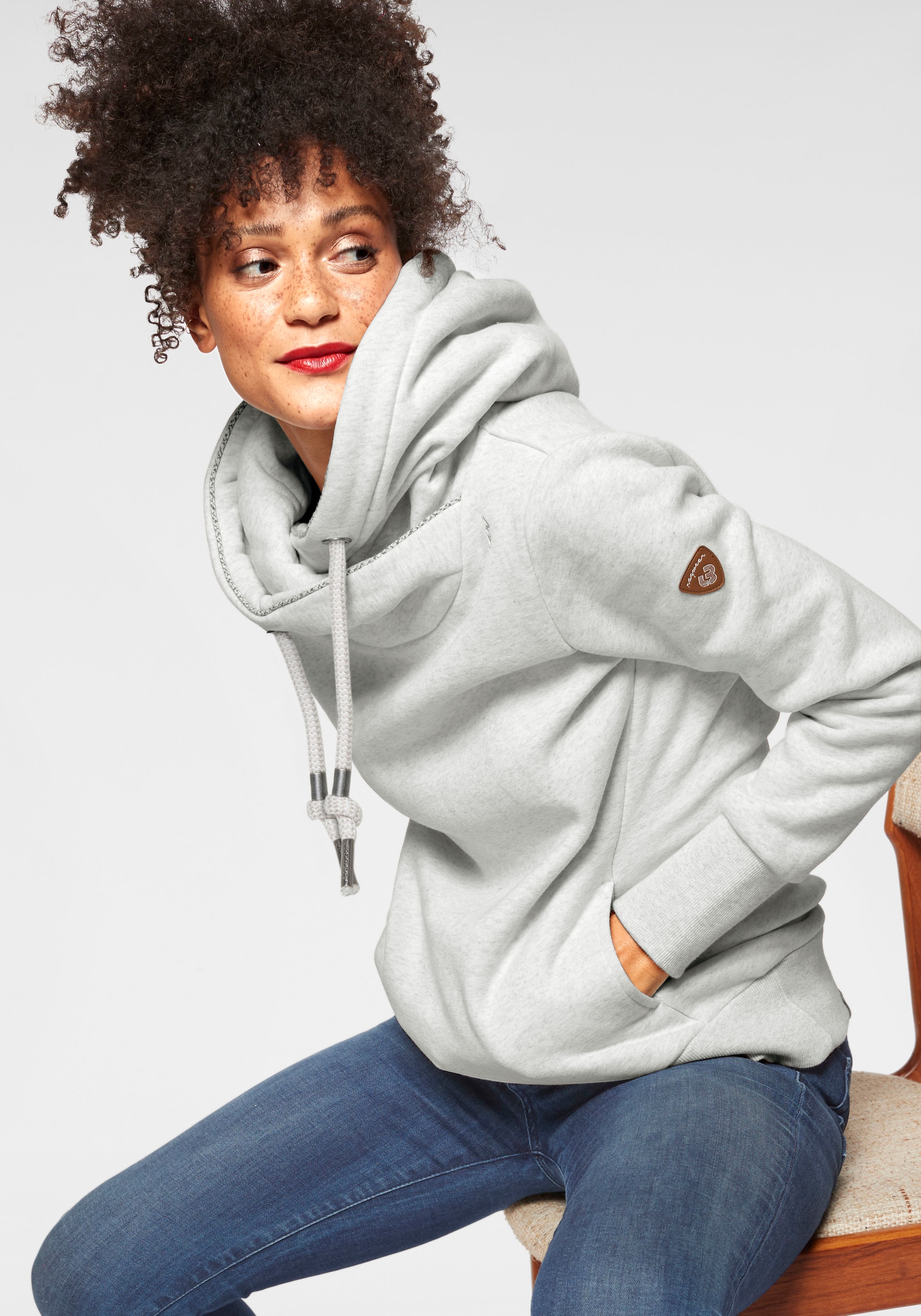 Ragwear Kapuzensweatshirt »GRIPYBUTTON«, Sweater mit rustikalen Kordel-Akzenten