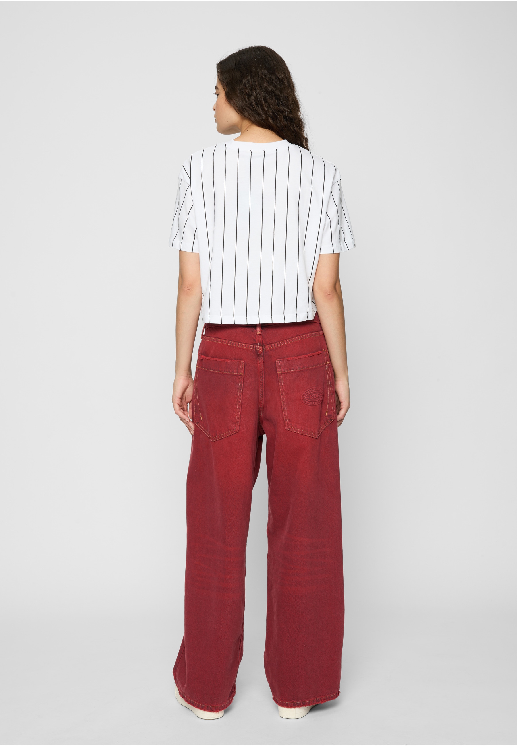 Karl Kani T-Shirt »Karl Kani Damen Small Signature Essential Pinstripe Crop Tee« 1 Stk.