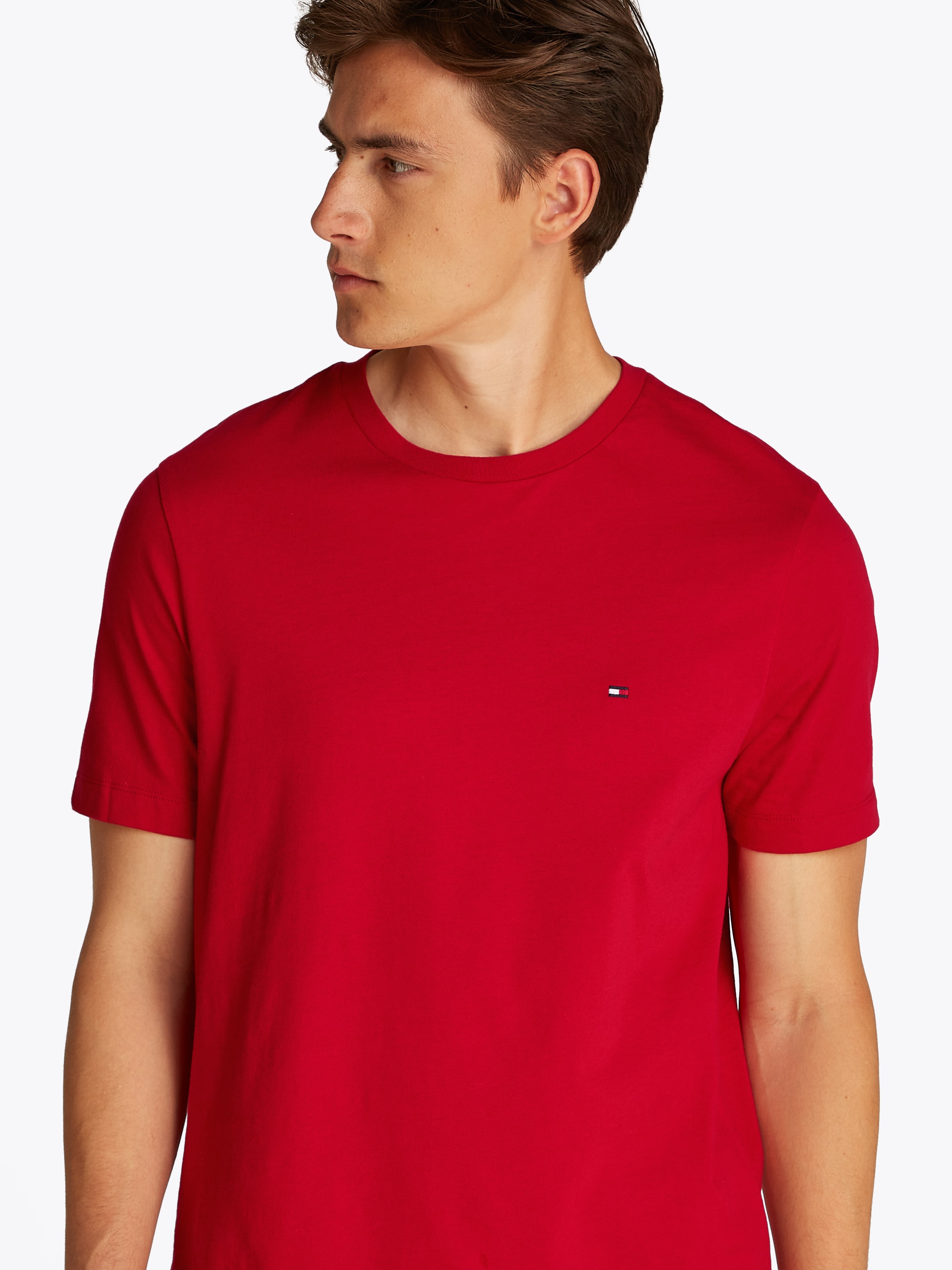 Tommy Hilfiger T-Shirt »ESSENTIAL REG FIT SOLID TEE«, mit Rundhalsausschnitt