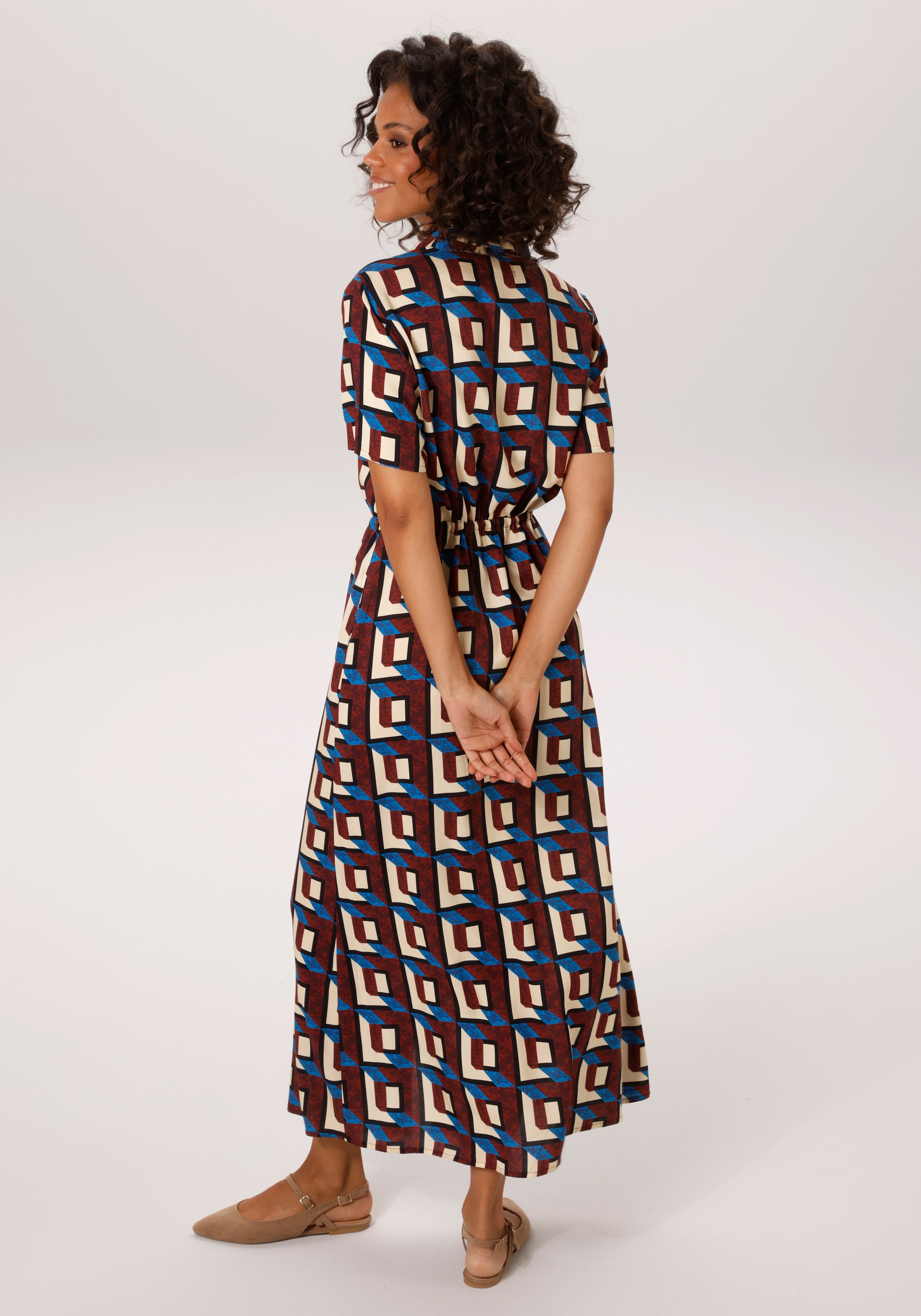 Aniston CASUAL Sommerkleid Eingrifftaschen mit trendfarbenem, grafischen Druck - NEUE KOLLEKTION