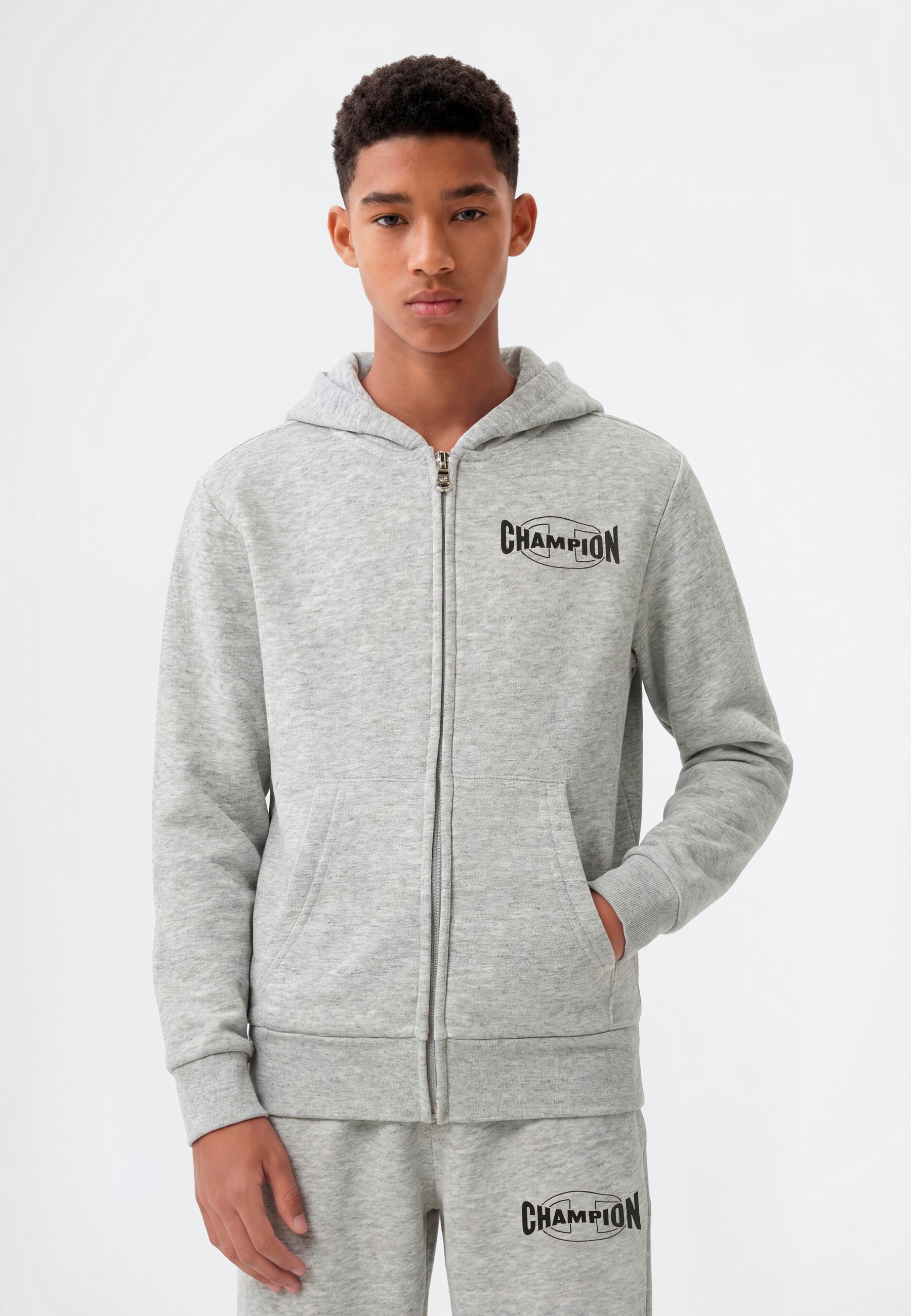 Champion Kapuzensweatjacke "SPORTWEAR ZIP-UP HOODIE Standard Fit" für Kinder und Jugendliche, mit sportlichem Charakter, Standard Fit