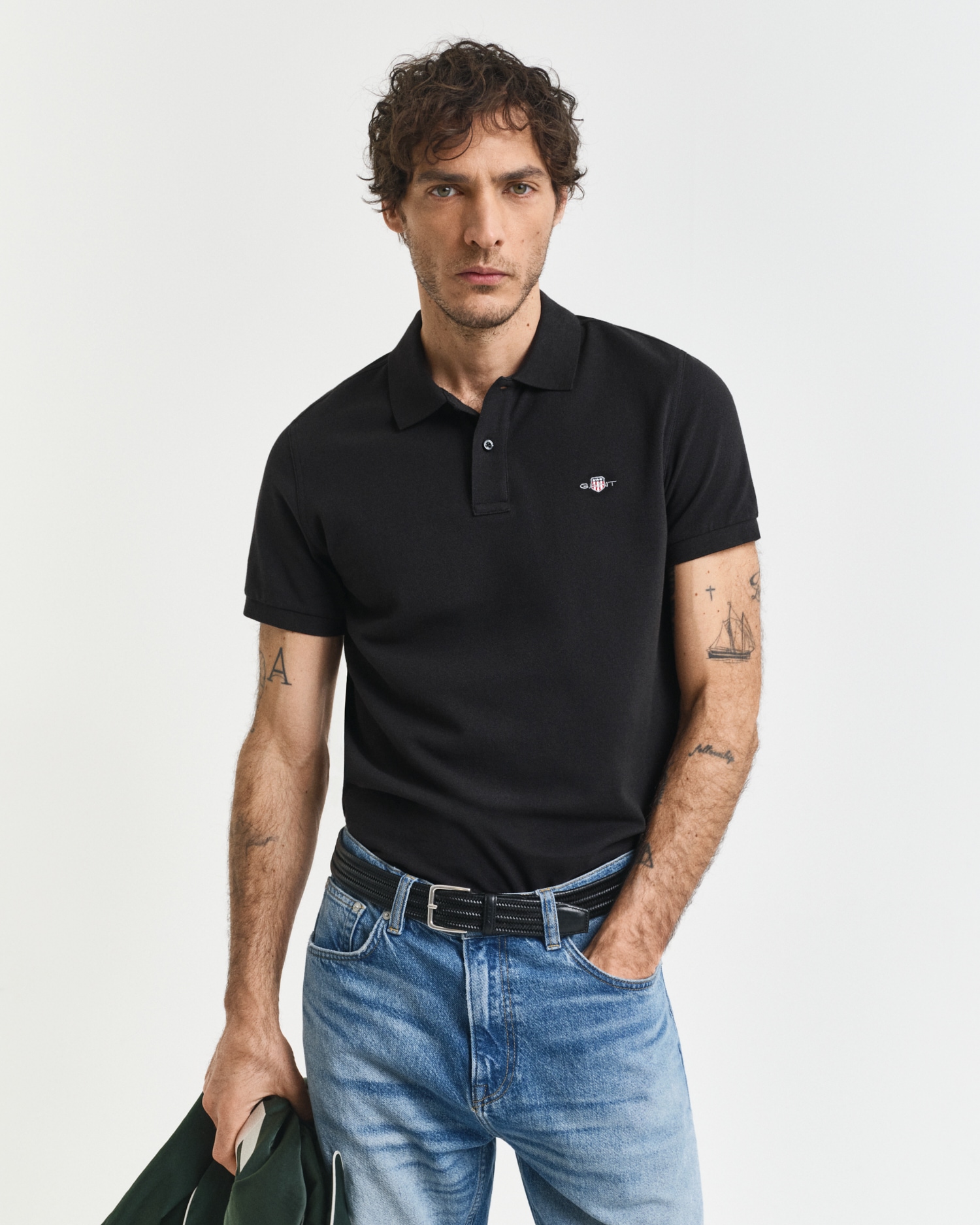 Gant "SLIM SHIELD SS PIQUE POLO" mit Logostickerei auf der Brust