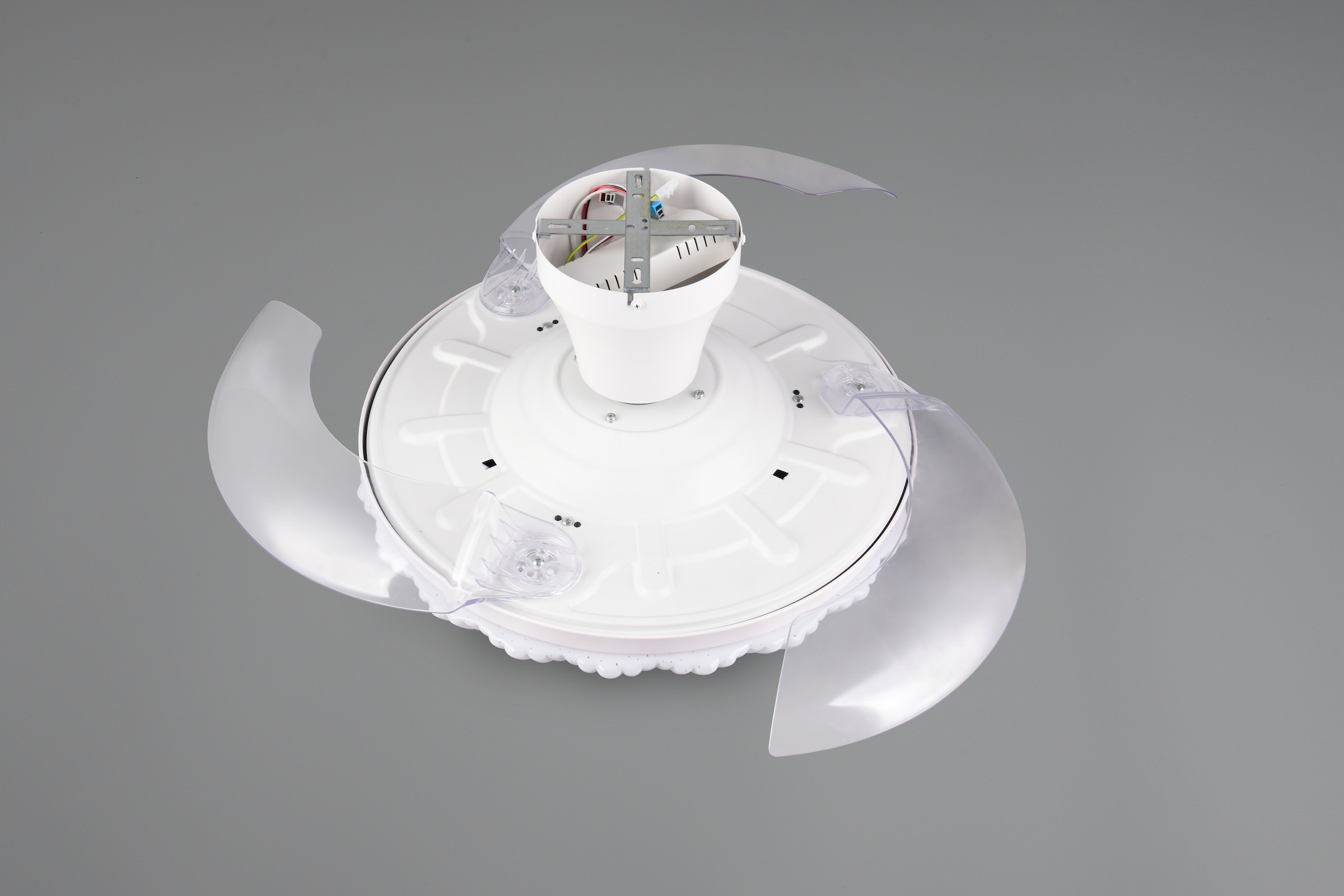 REALITY Leuchten LED Deckenleuchte »KIRUNA mit Ventilator, Deckenventilator mit ausklappbaren Flügeln 30W« LED-Board 1 Stk. Farbwechsler | warmweiß - kaltweiß Ø 49-106 cm (aufgeklappt), 6 Stufen, LED 32W CCT dimmbar Timer Fernb.
