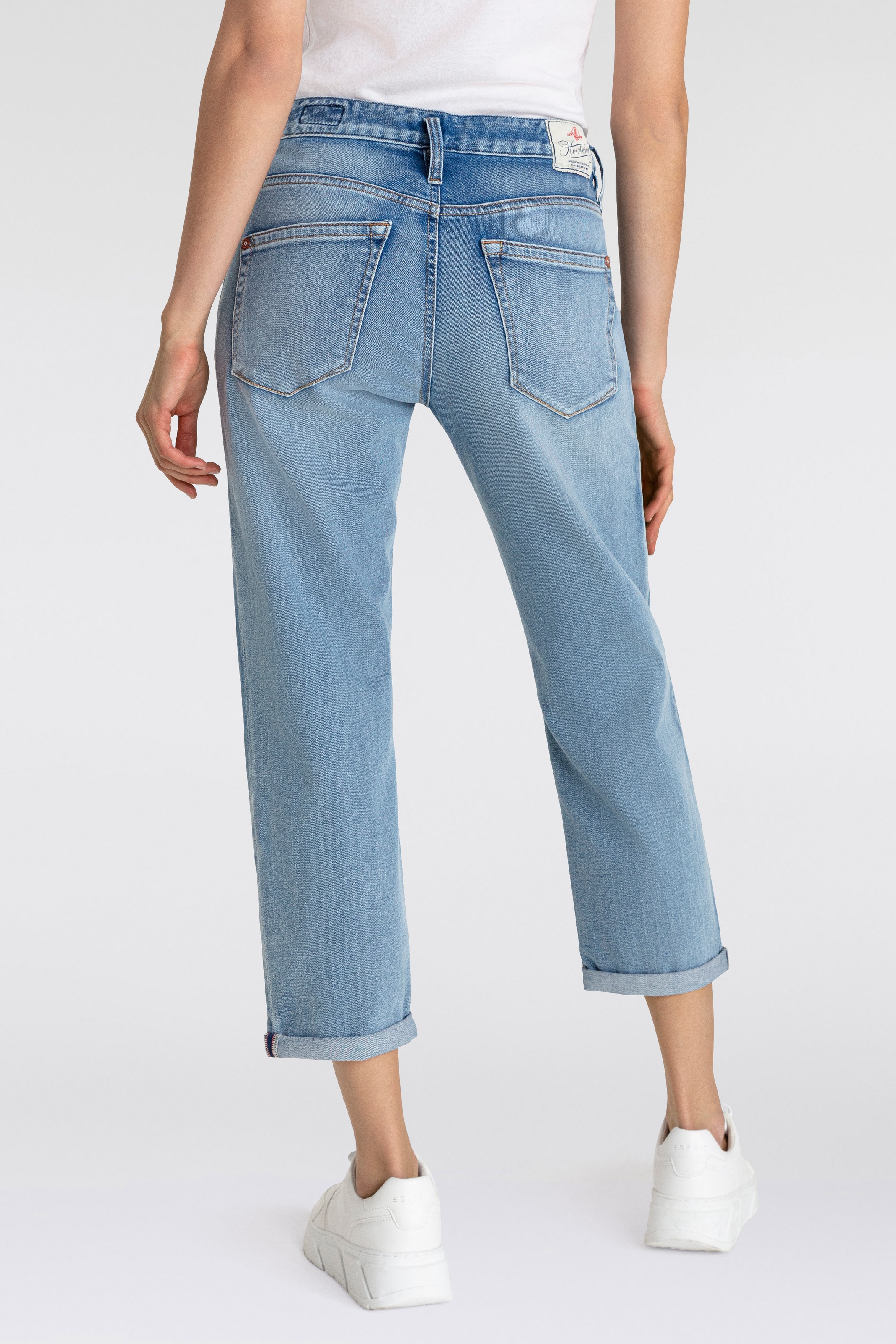 Herrlicher 7/8-Jeans "Shyra Tap Denim", mit Abnähern vorn günstig online kaufen