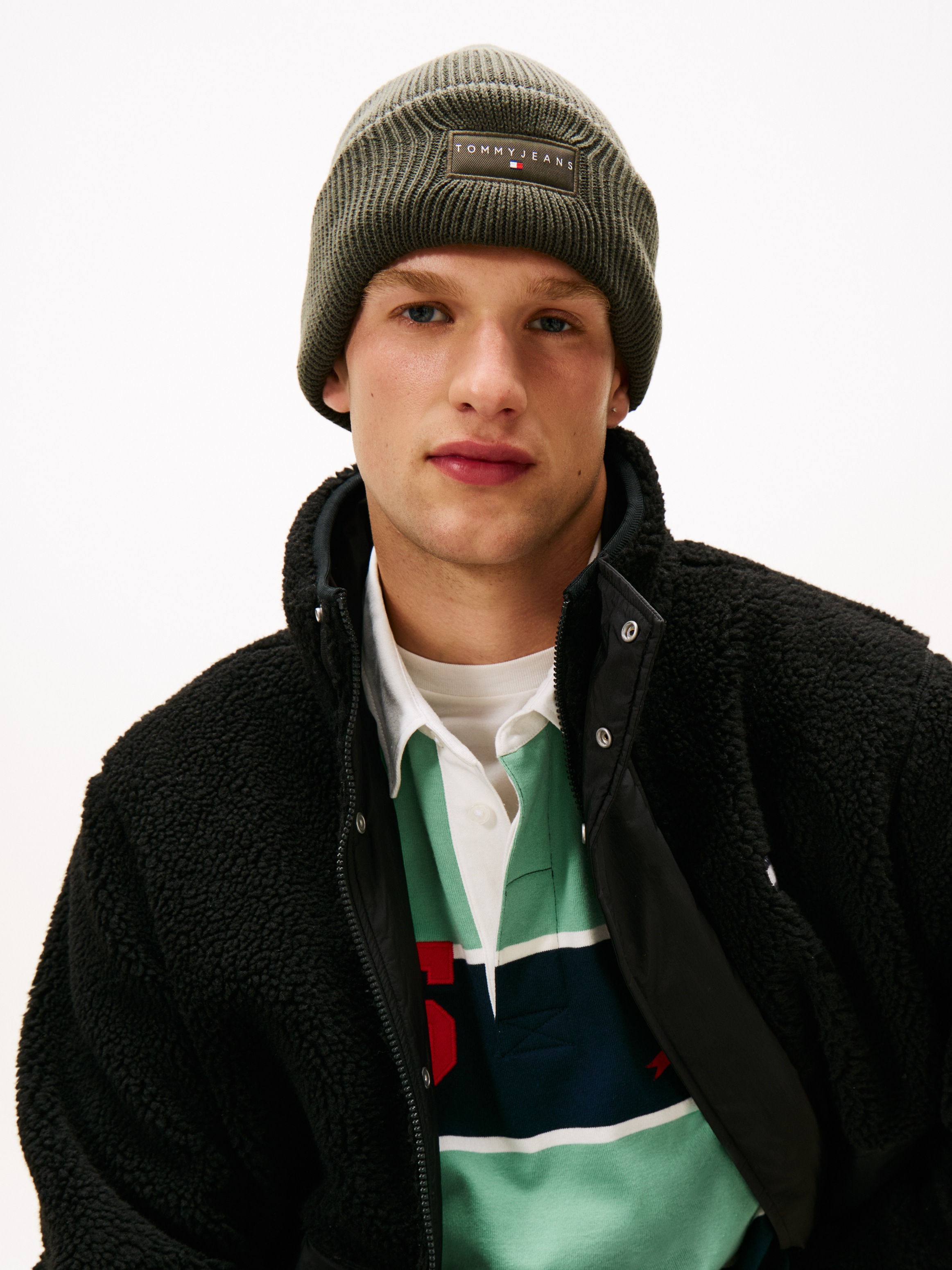 Tommy Jeans Beanie »TJM LINEAR«, in Grobstrick, mit Umschlag