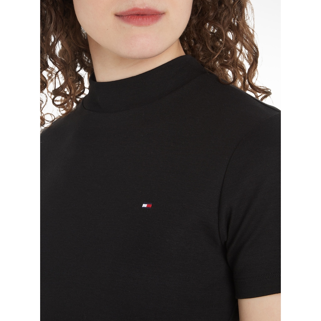 Tommy Hilfiger Stehkragenshirt »NEW CODY SLIM CROP MOCK-NK«, mit Logostickerei