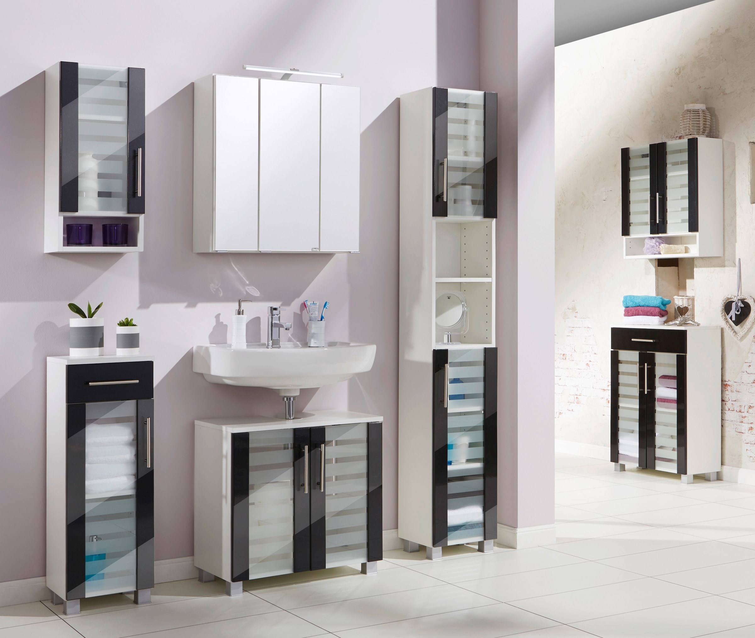 welltime Badmöbel-Set »Jaca«, (4 St.), Badmöbel-Set mit hochglanz Fronten