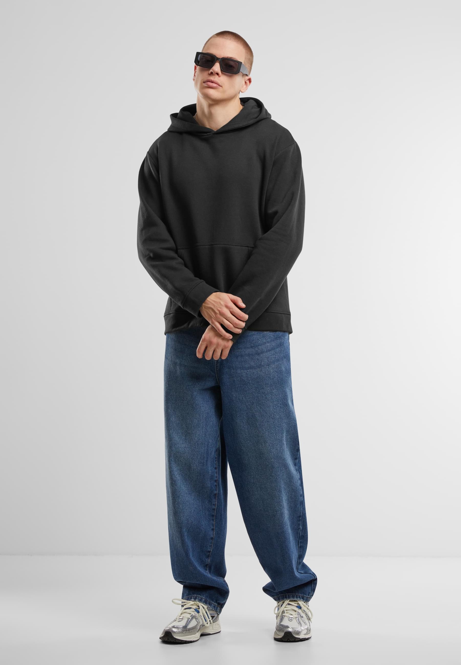 URBAN CLASSICS Kapuzensweatshirt »Urban Classics Basic Essential Hoody«, (1 tlg.)