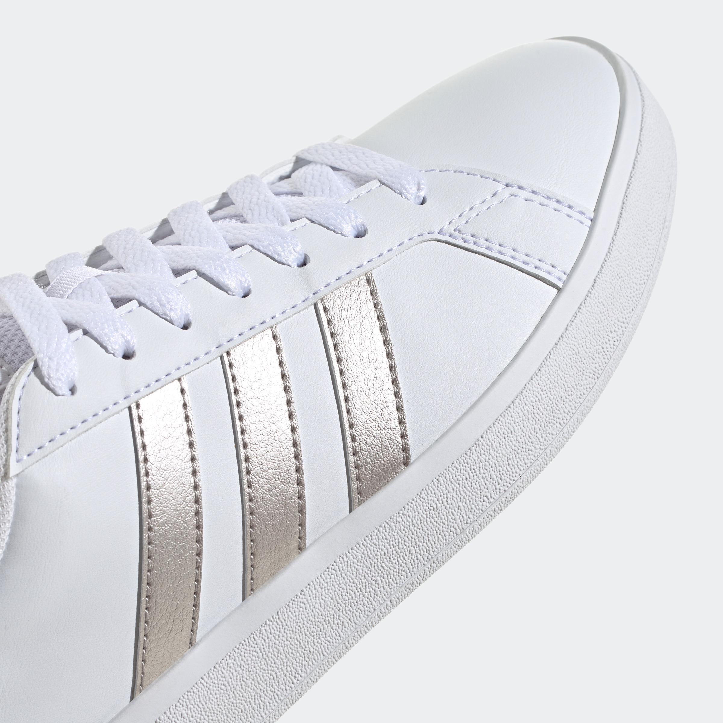 adidas Sportswear Sneaker »GRAND COURT TD LIFESTYLE COURT CASUAL«, Design auf den Spuren des adidas Superstar