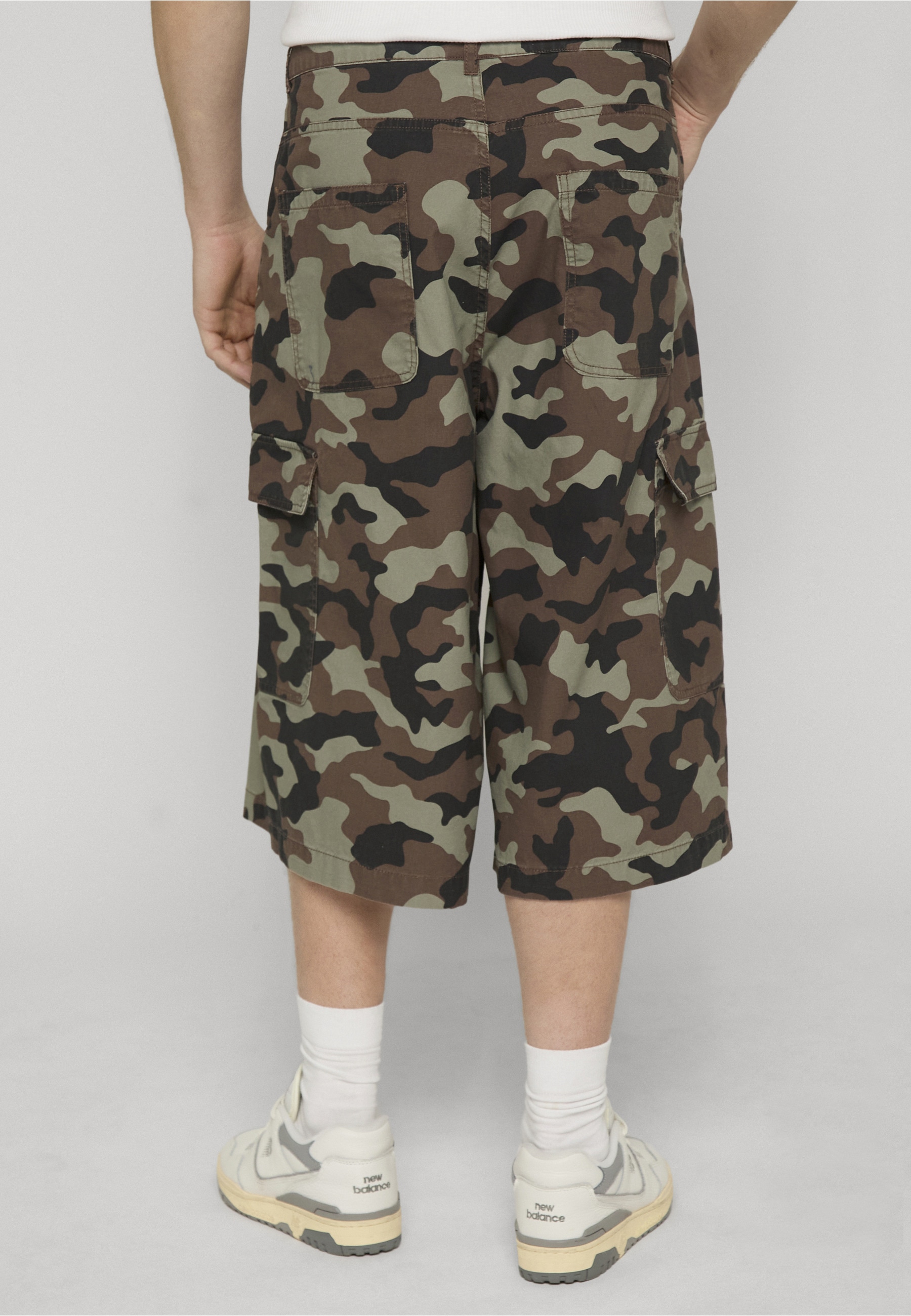 Karl Kani Cargoshorts »Karl Kani OG Camo Baggy Cargo Shorts«
