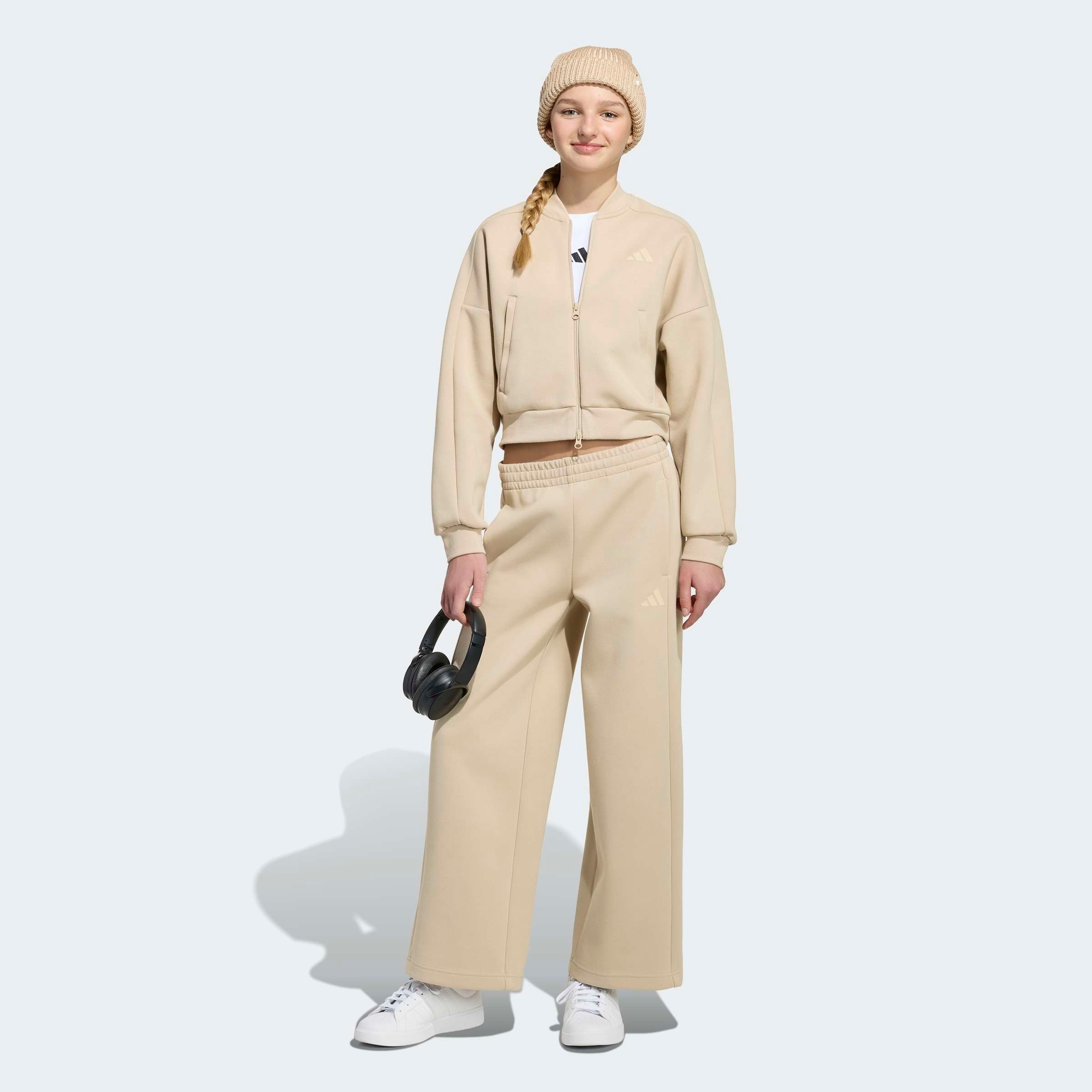 adidas Sportswear Sporthose »FUTURE ICONS 3-STREIFEN MIT WEITEM BEIN«  für Kinder, aus Polyester und Baumwolle