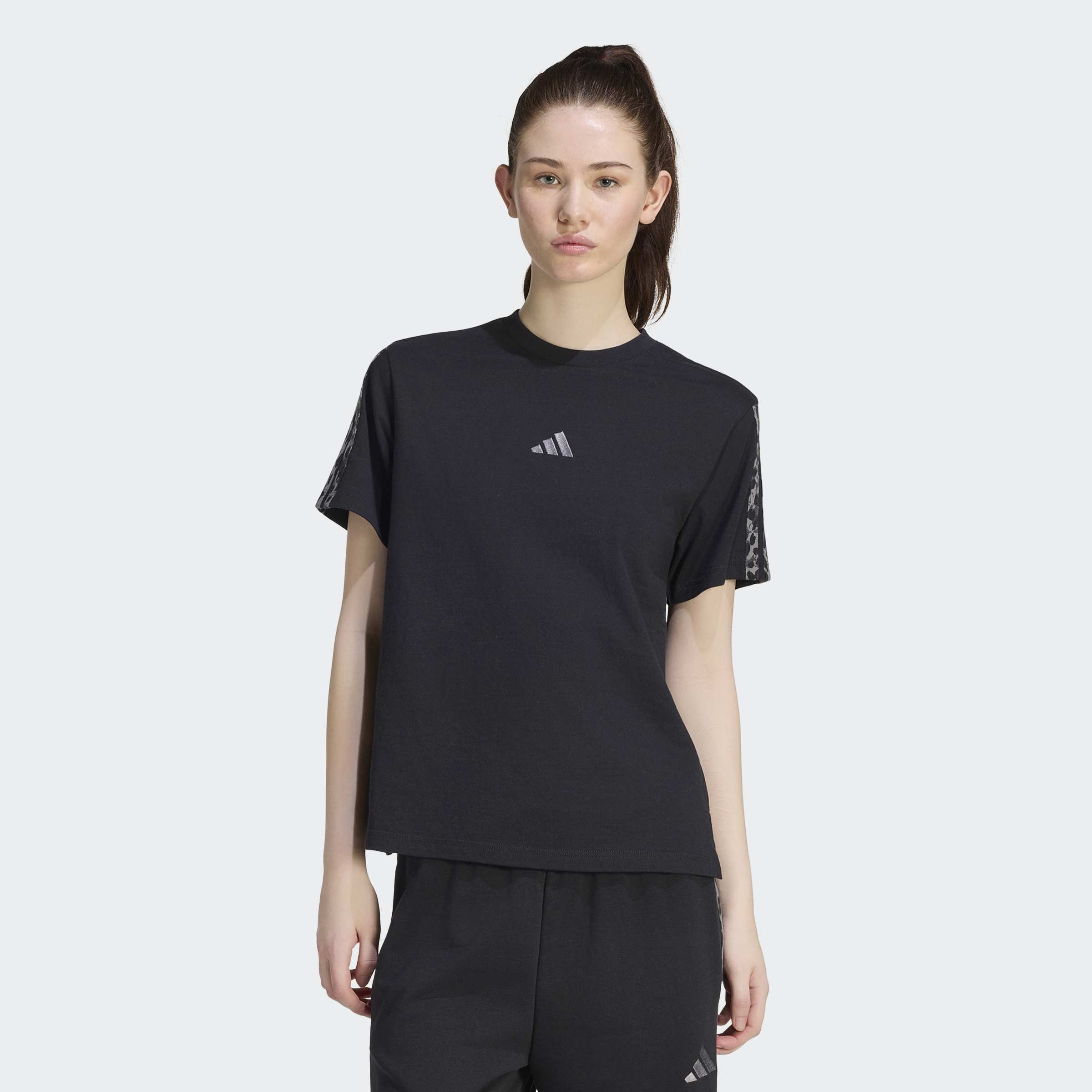 adidas Sportswear T-Shirt "SEASONAL ESSENTIALS 3-STREIFEN, ANIMALPRINT" sportlicher Stil