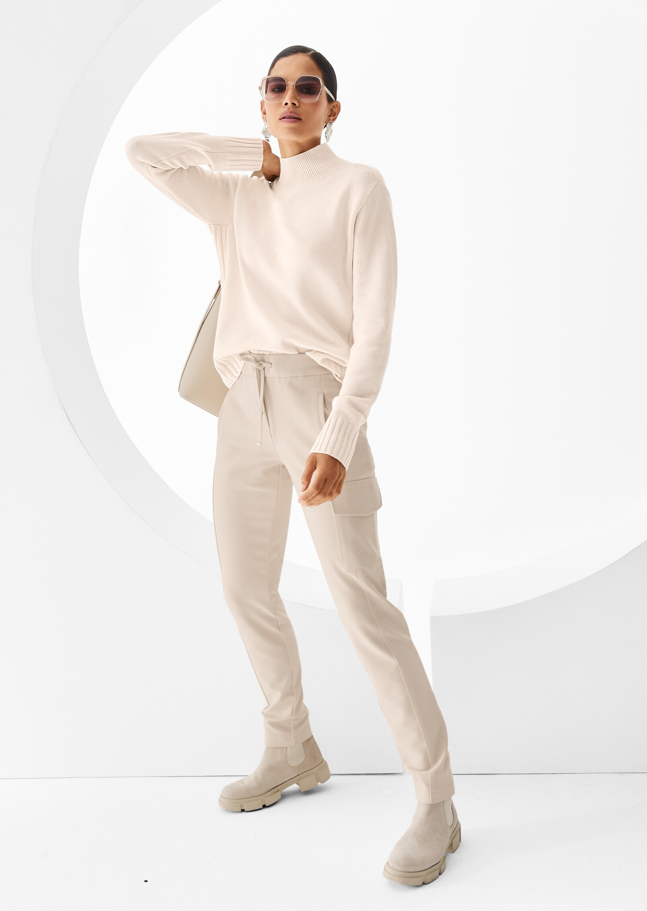 Jerseyhose MADELEINE "Hose Cargo-Jerseyhose mit Kordelzug", Damen, Gr. 46, N-Gr, weiß (perlweiß), Obermaterial: 60% Viskose CV. 35% Polyamid PA. 5% Elasthan EL., Hosen Jerseyhose 3