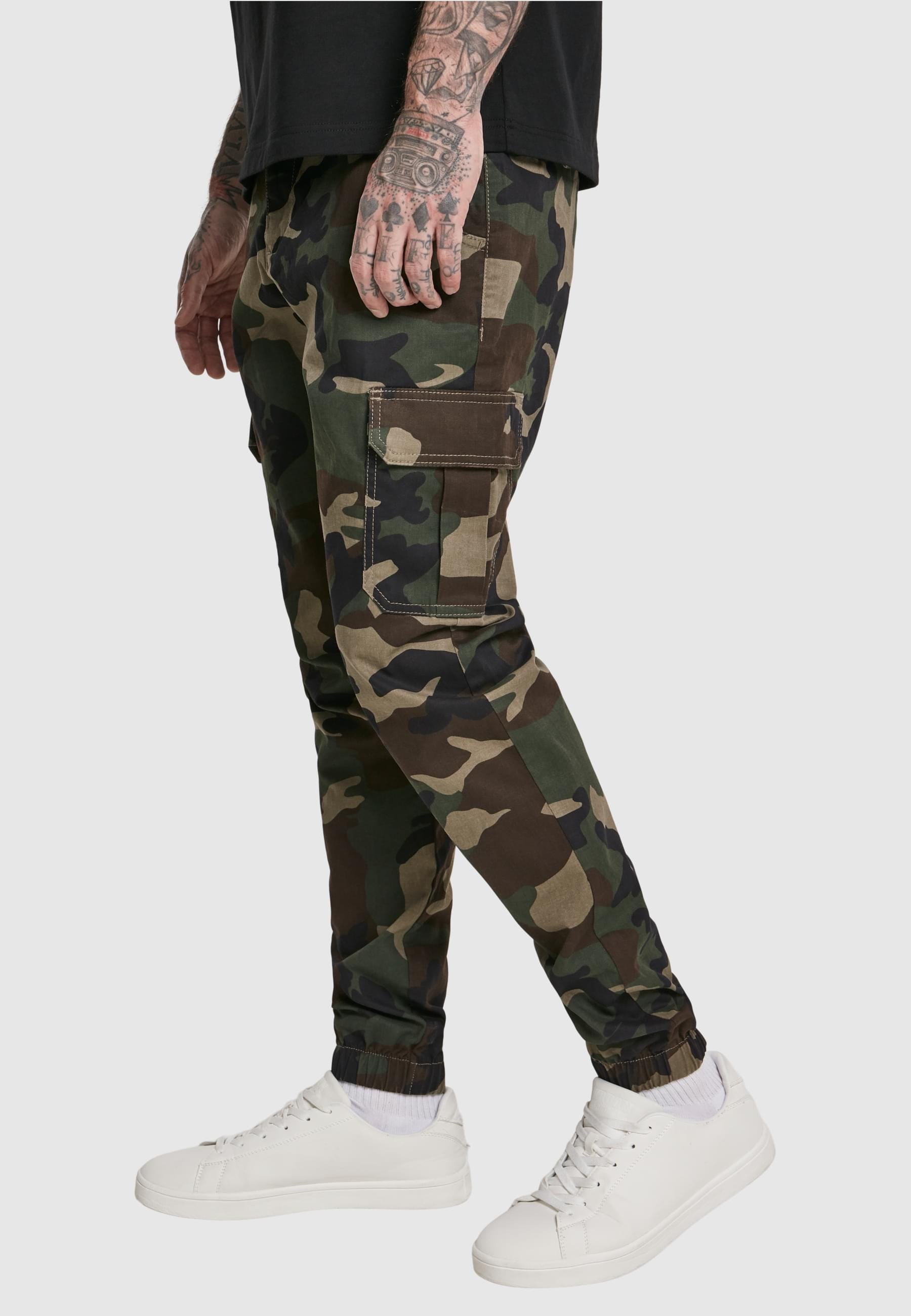 URBAN CLASSICS Cargohose »Urban Classics Herren Camo Cargo Jogging Pants 2.0«