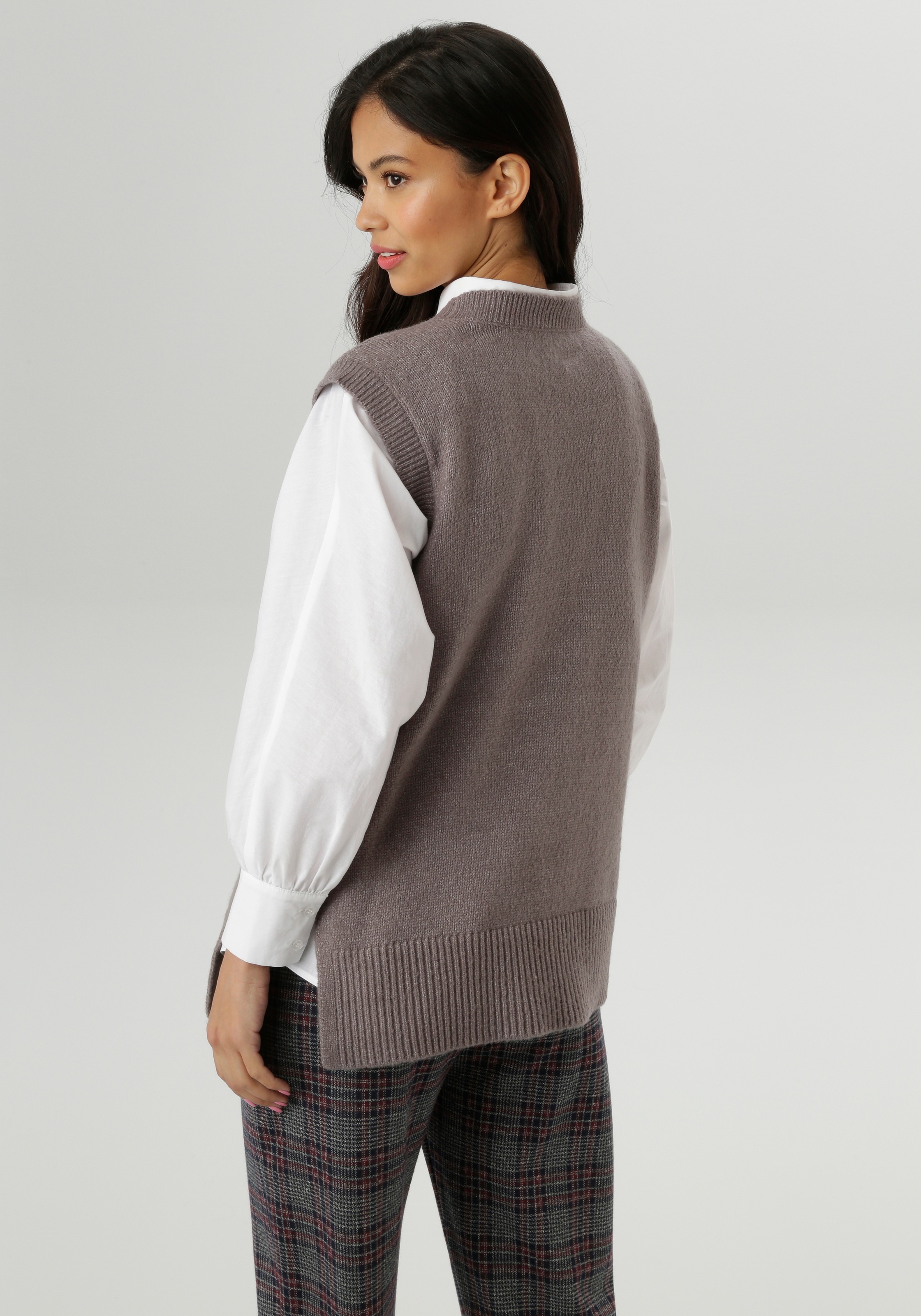 Aniston SELECTED Pullunder, im lässig angesagten Style günstig online kaufen