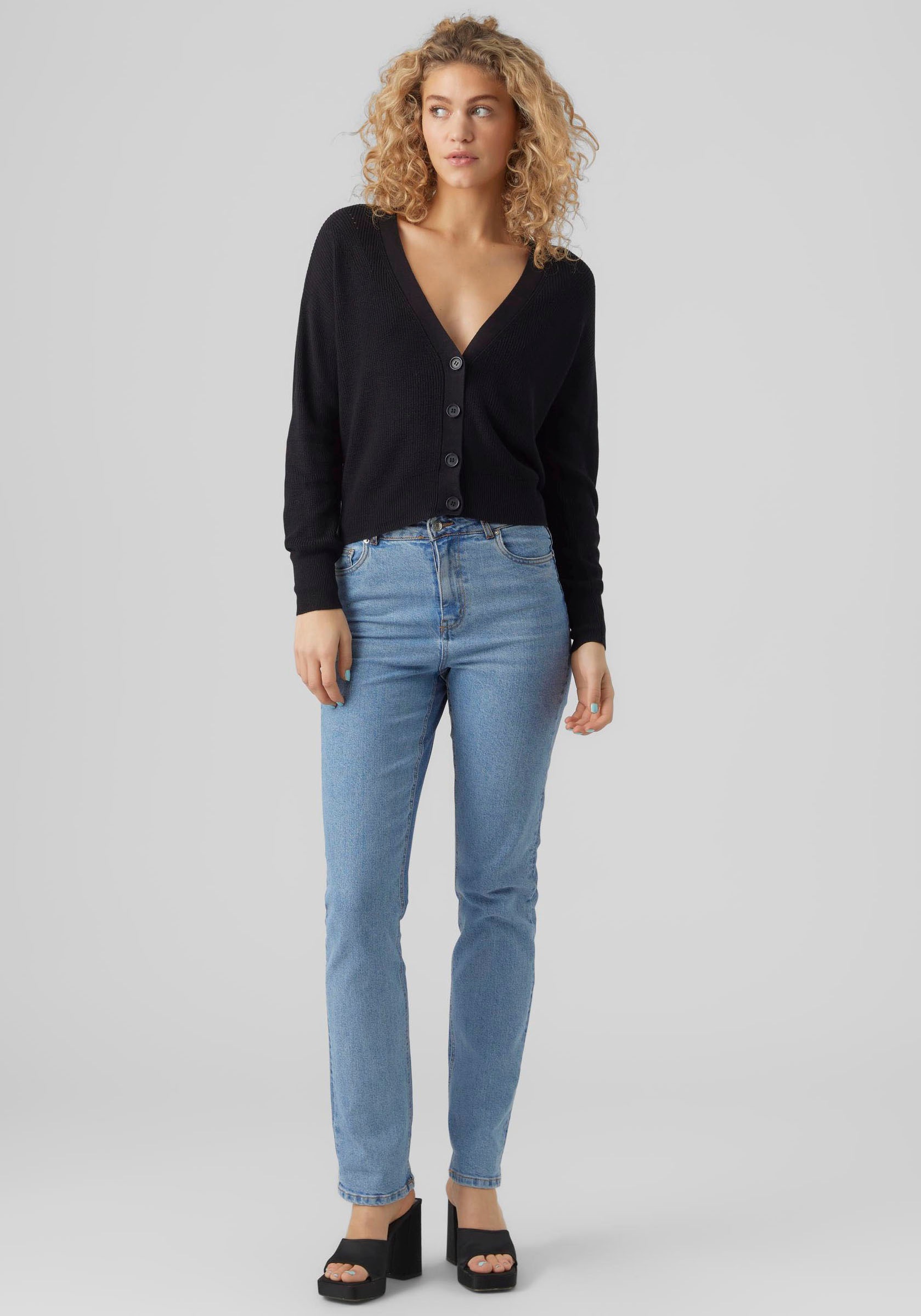 Thumbnail - Vero Moda Strickjacke "VMNEWLEXSUN LS SHORT V-NECK CAR GA NOOS" mit Knopfleiste
