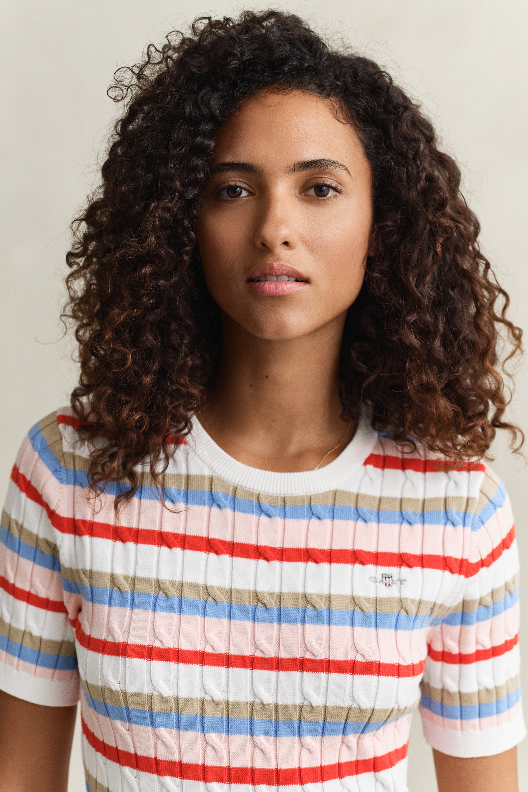 Thumbnail - Gant Kurzarmpullover "STRETCH COTTON CABLE STRIPE SS" Gestreifter Zopfstrick, Rundhals, Schmale Passform