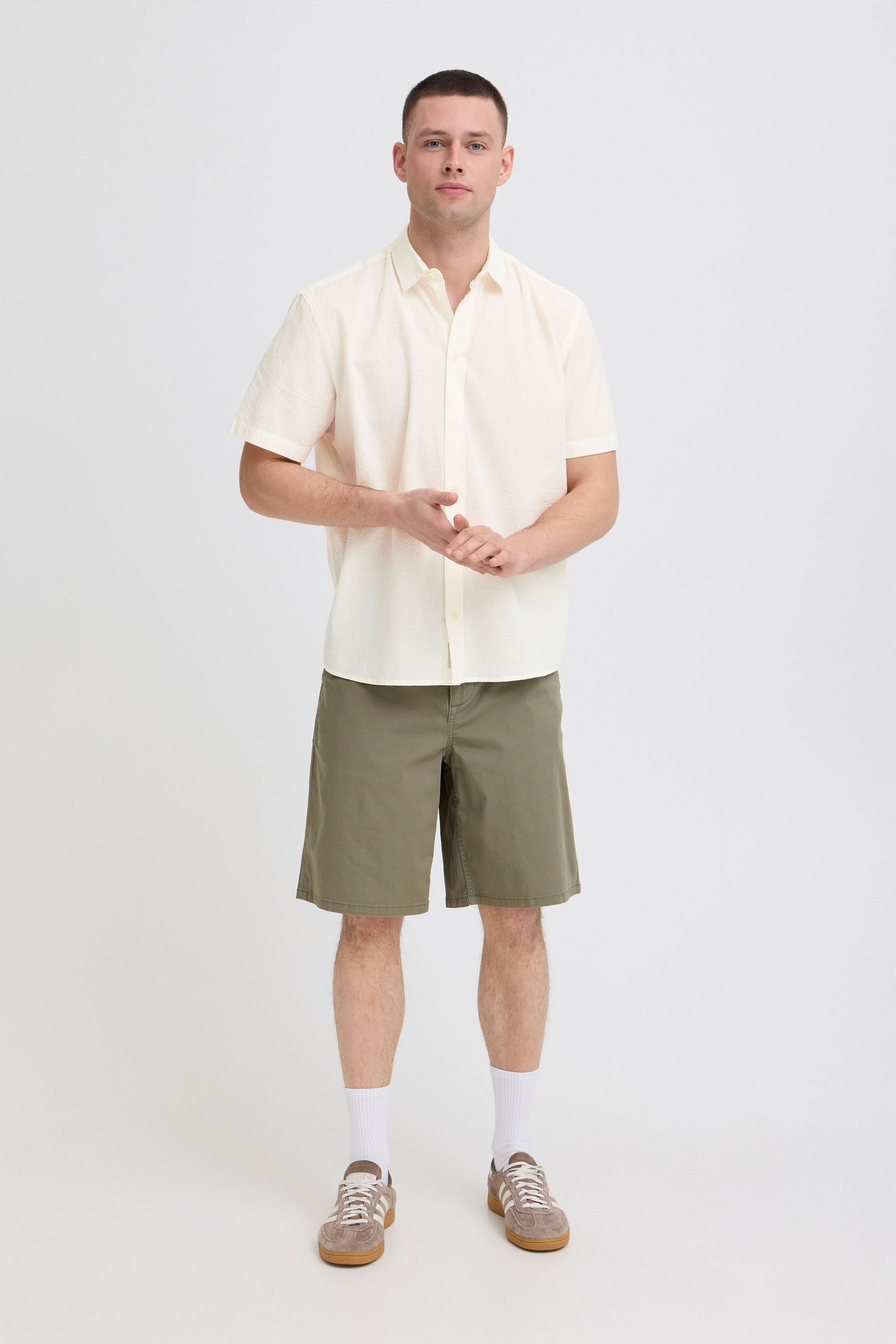 Blend Kurzarmhemd »BHAvan« Bequemes Kurzarmhemd mit klassischem Kragen