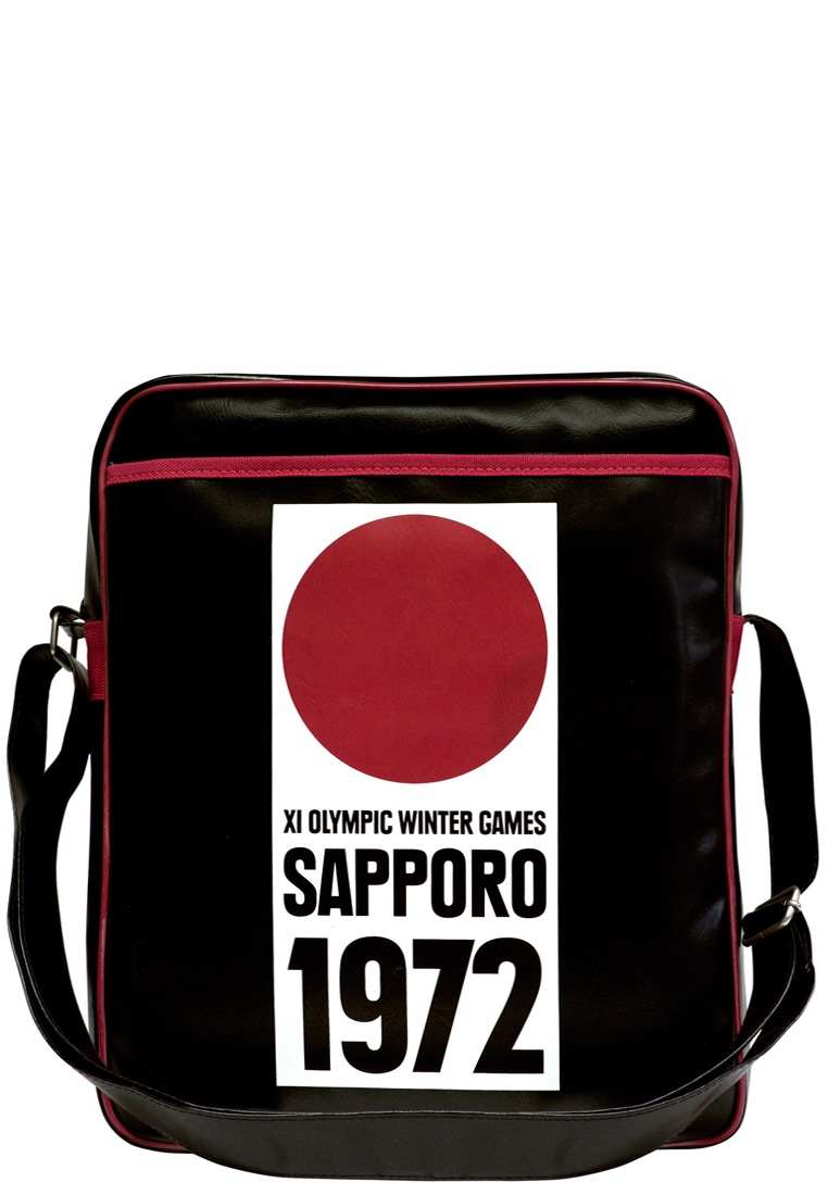 Schultertasche »Sapporo 1972«, mit lässigem Retro-Print