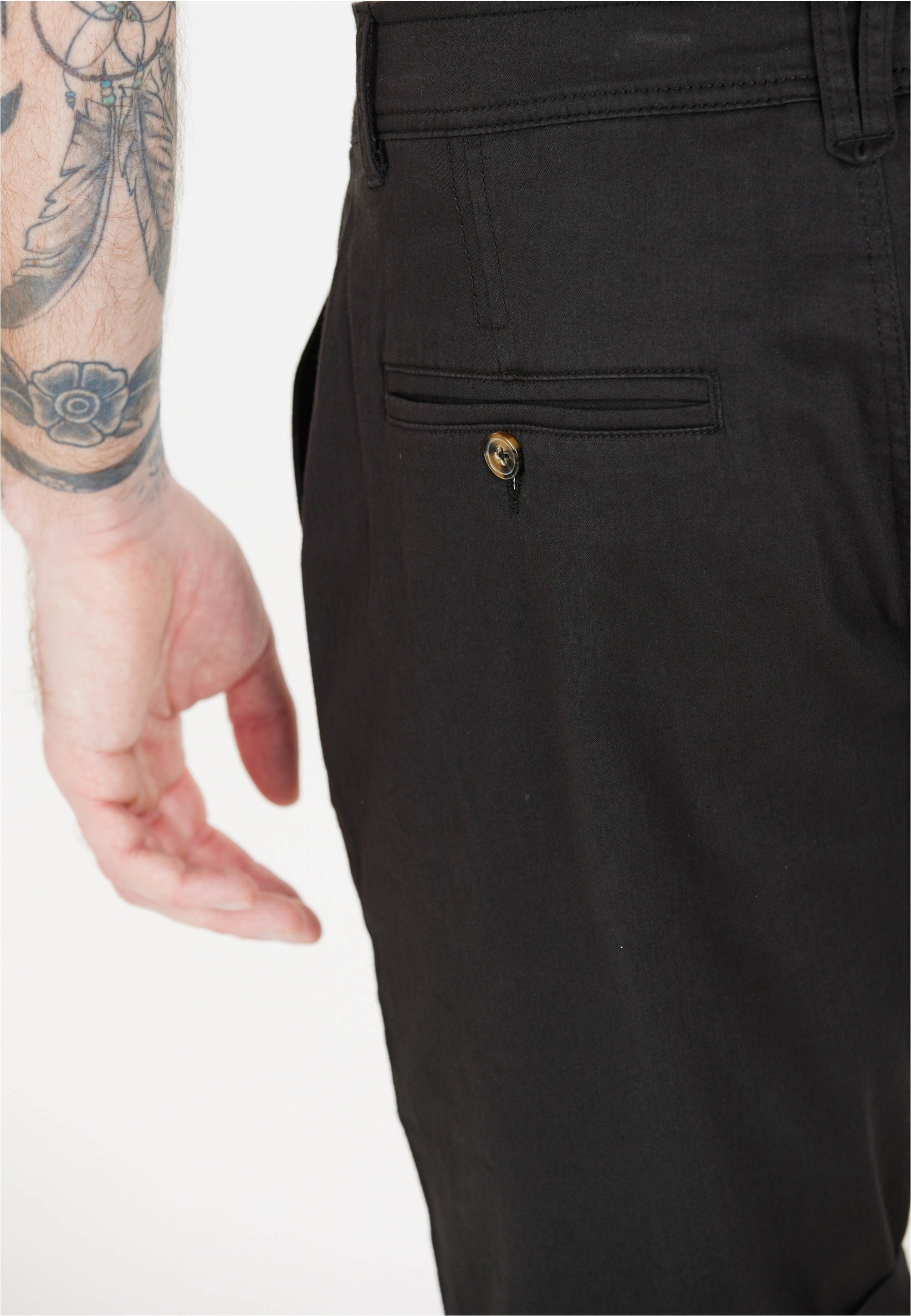 CRUZ Shorts »Jerryne«, mit praktischen Seitentaschen