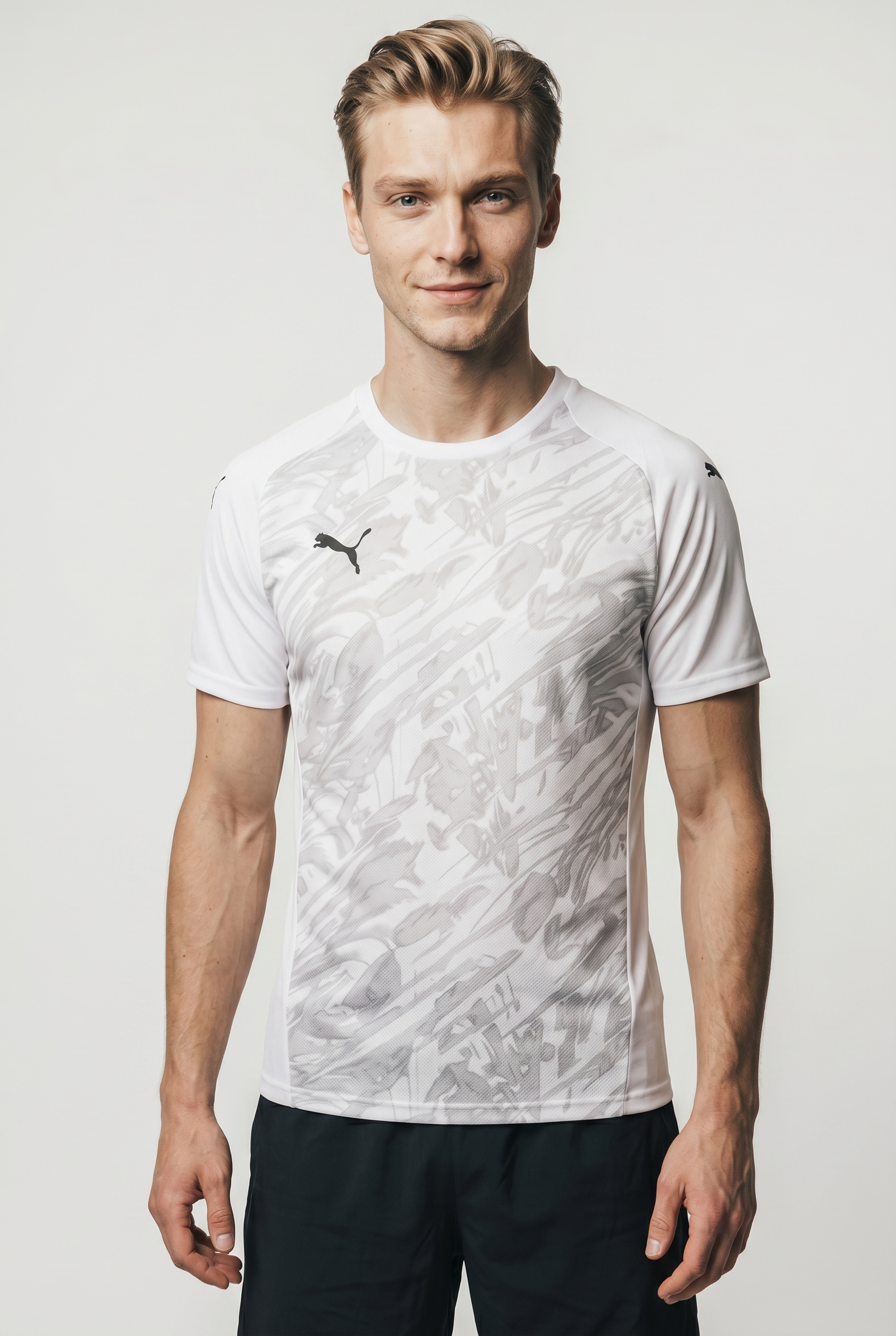 PUMA "TEAMFINAL GRAPHIC JERSEY" mit Print-Applikationen, mit DryCELL-Technologie, atmungsaktiv