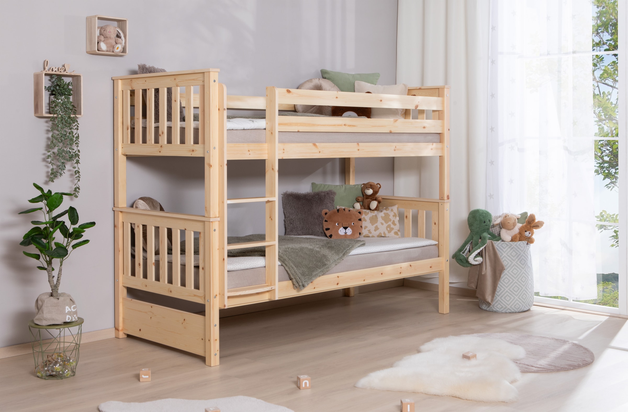 Ticaa Etagenbett »Sammy«, mit Rollrost, Kiefer