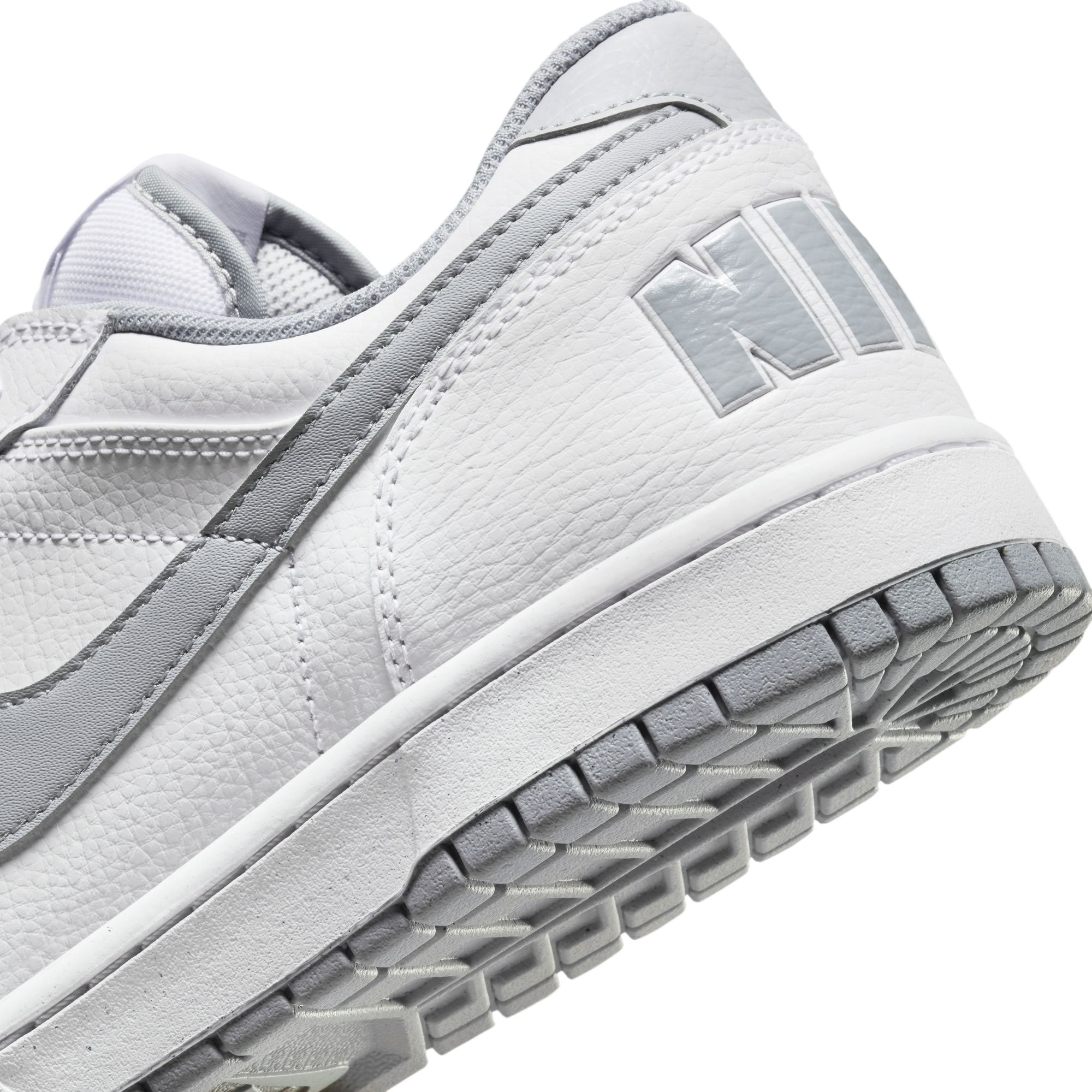 Nike Sportswear Sneaker »BIG LOW«