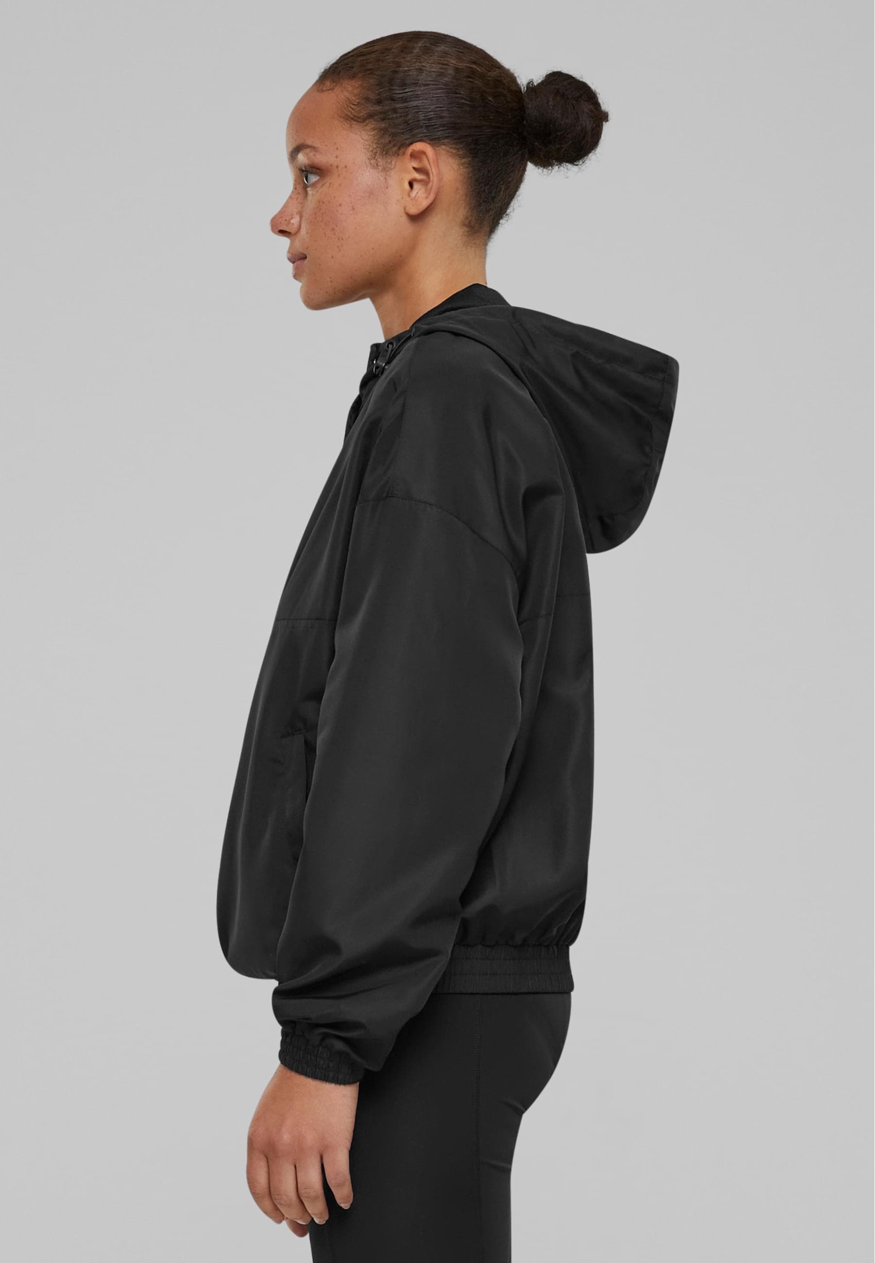 URBAN CLASSICS Allwetterjacke »Urban Classics Damen Ladies Recycled Oversized Pullover Jacket«, (1 St.), mit Kapuze