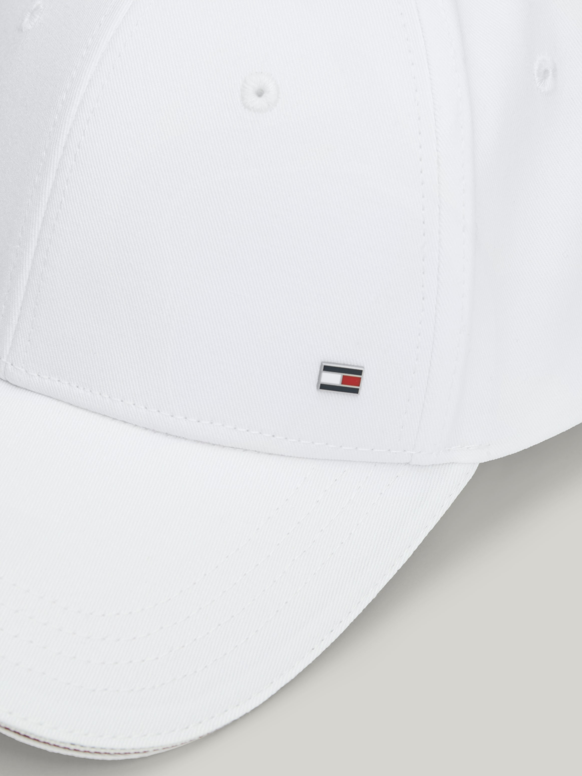 Tommy Hilfiger Baseball Cap »TH CORPORATE COTTON 6 PANEL CAP«, mit dezentem Logo-Pin über dem Schild