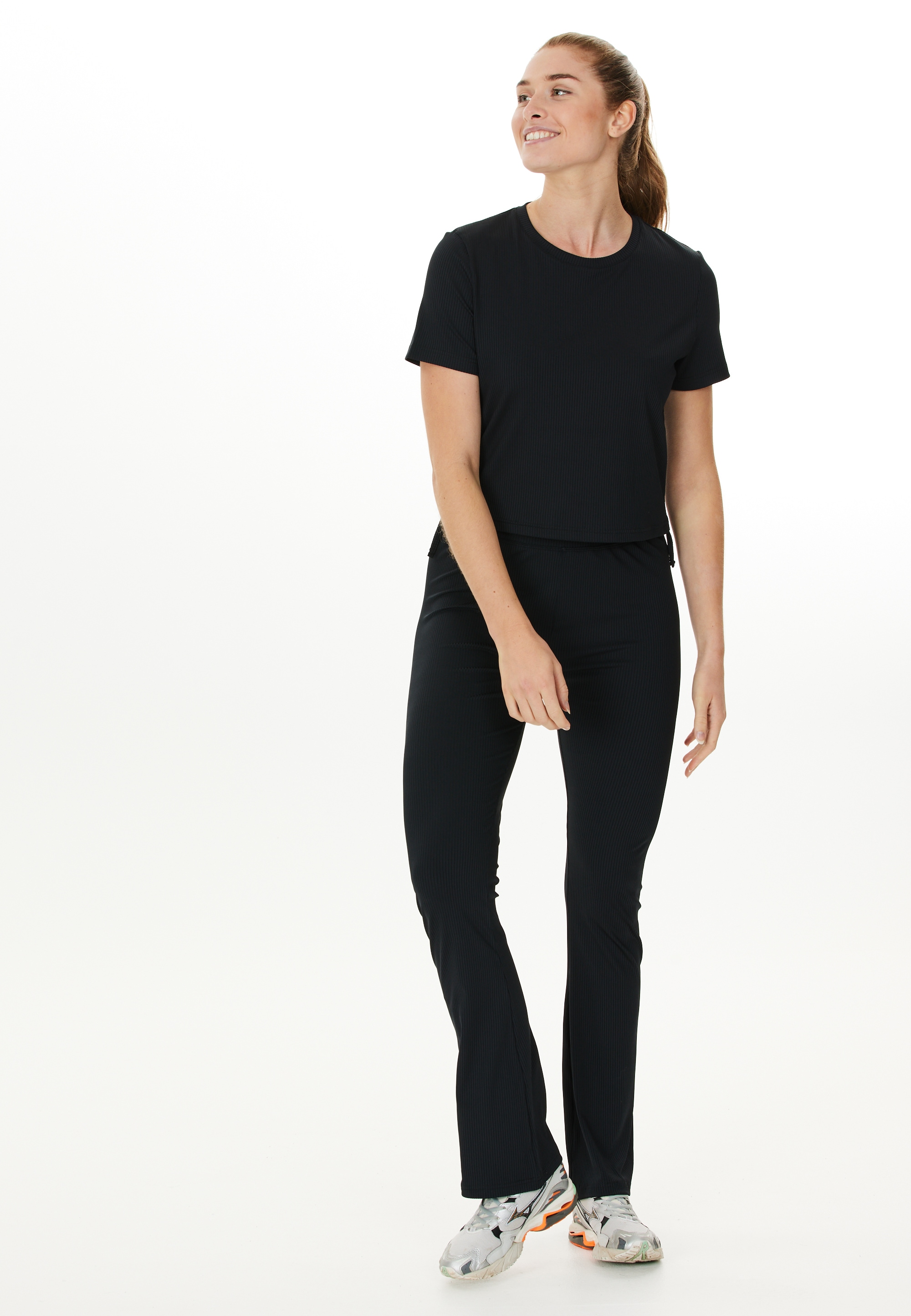 ENDURANCE Funktionsshirt "Irislie", 1 Stk. im sportlichen Cropped-Look günstig online kaufen