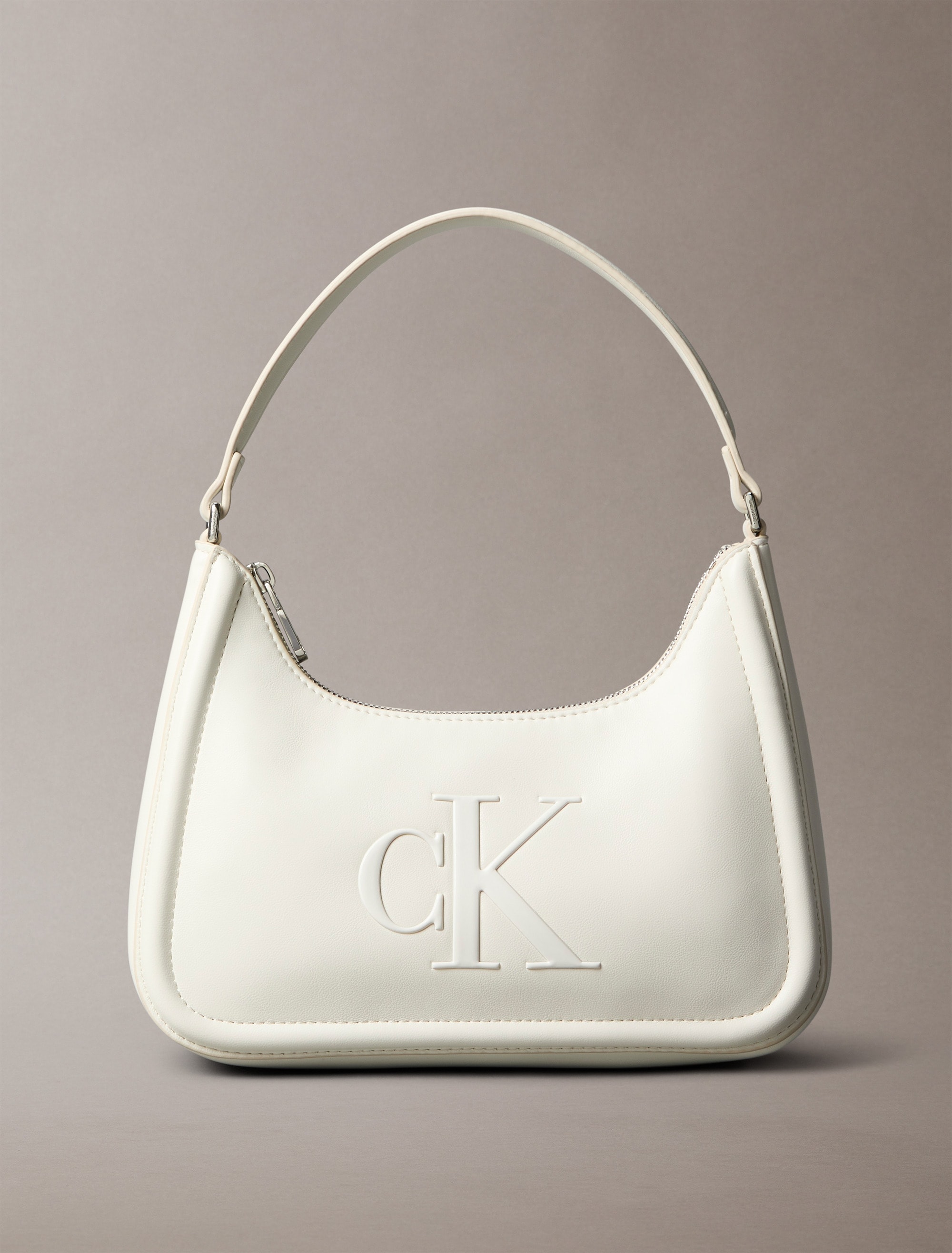 Calvin Klein Schultertasche »RAISED CK SMALL SHOULDER BAG« Henkeltasche, Damen-Handtasche, Umhängetasche mit CK-Logo